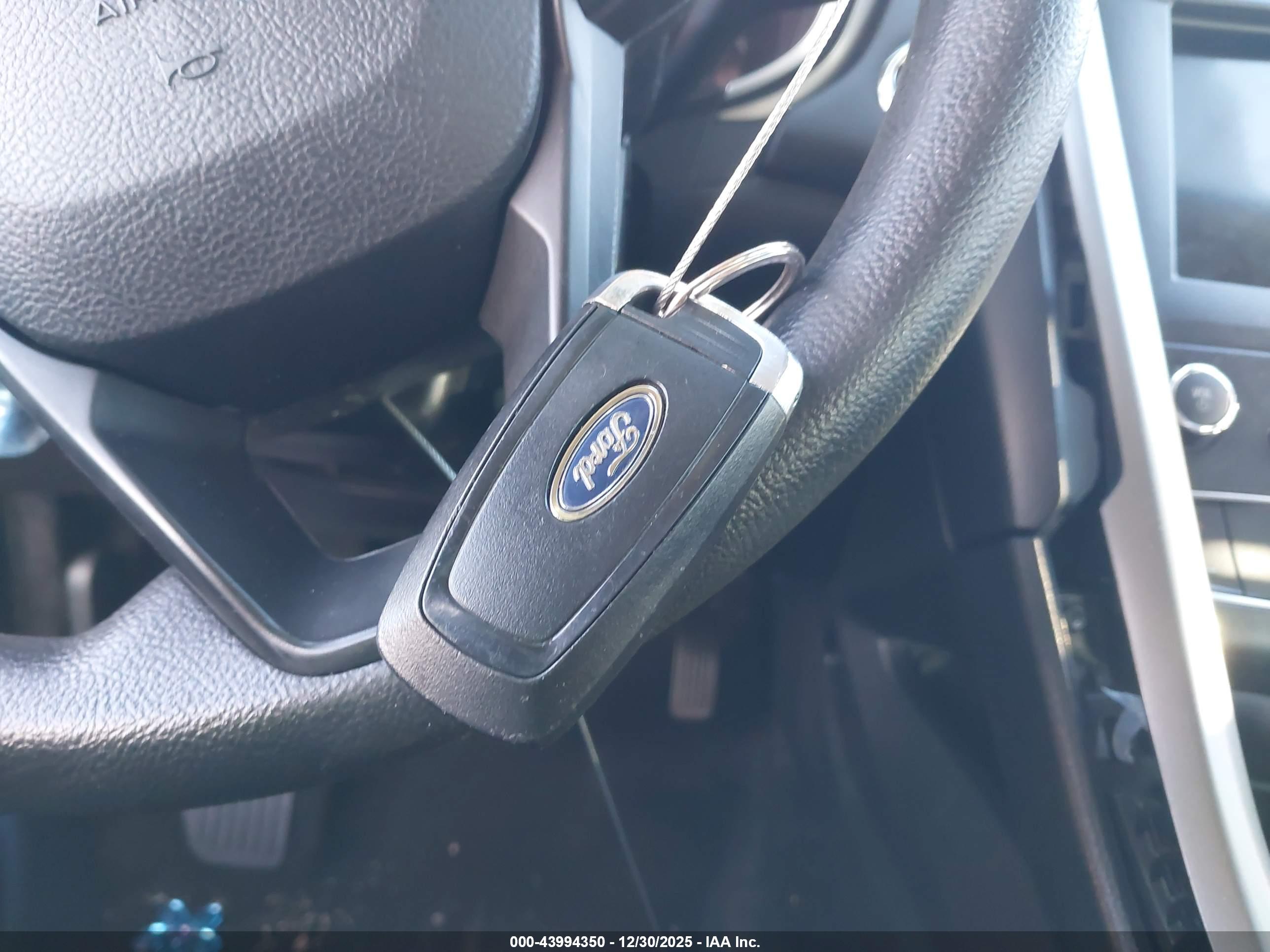 FORD FUSION image 11