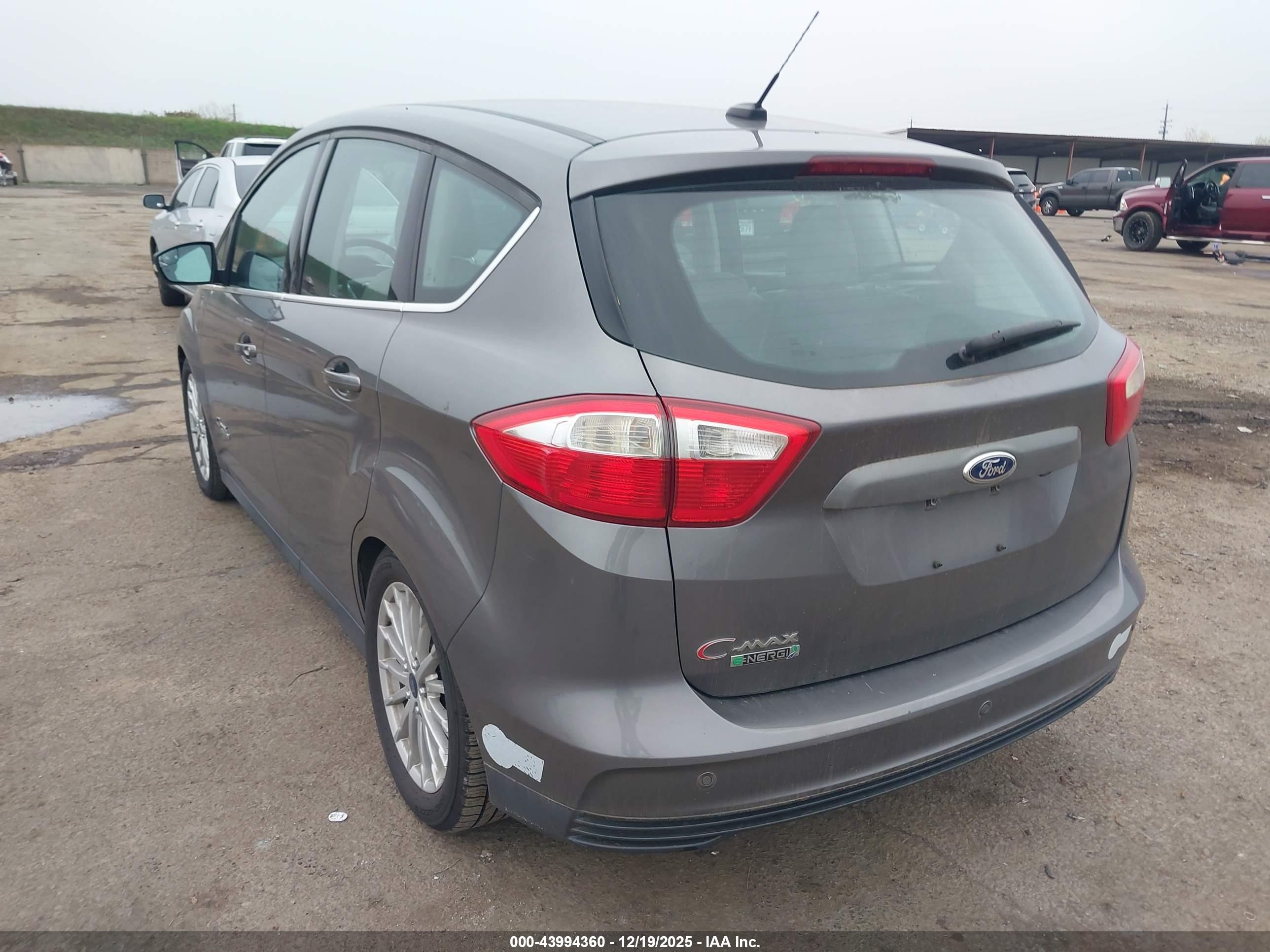 FORD C-MAX image 3