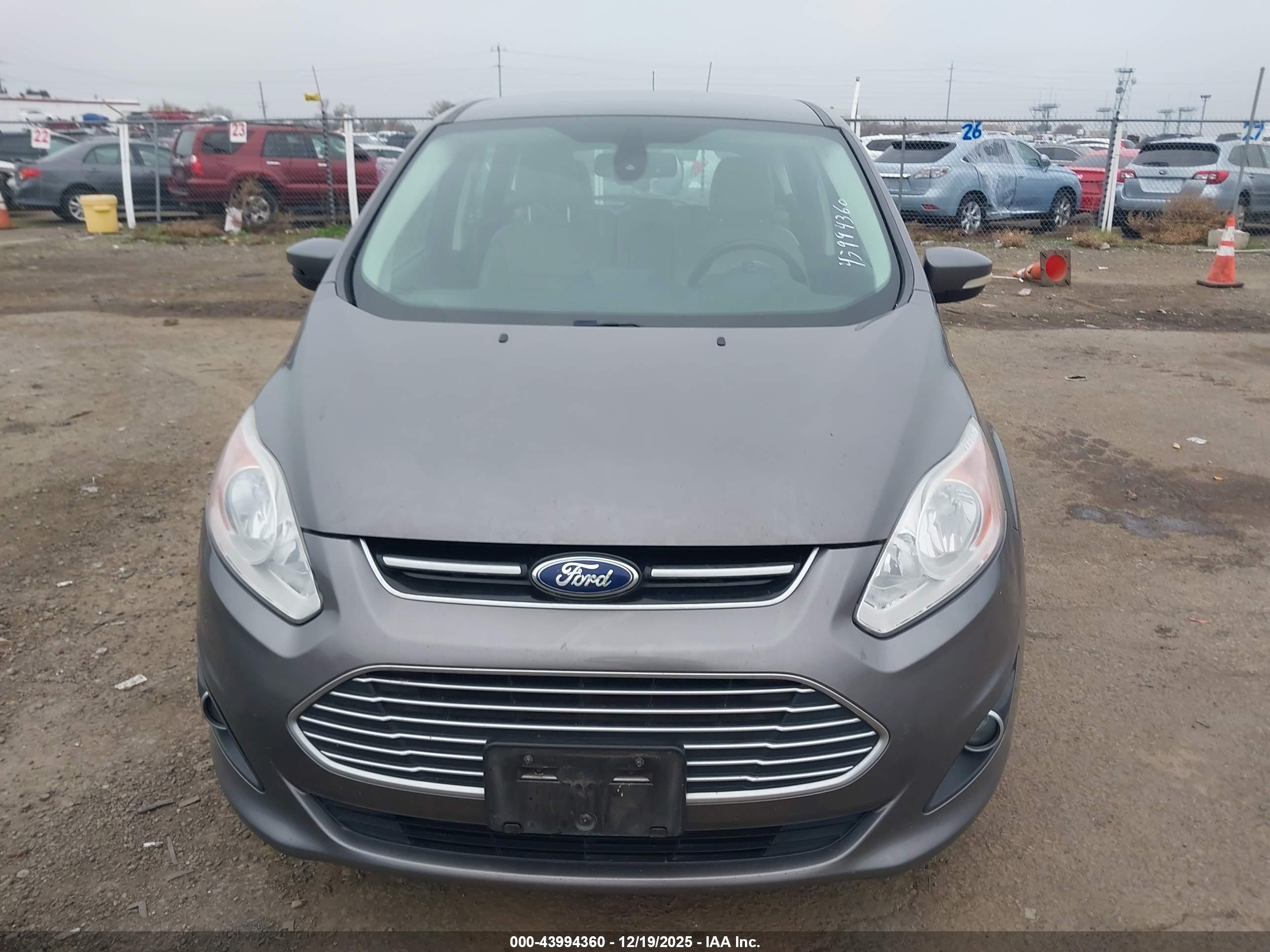 FORD C-MAX image 6