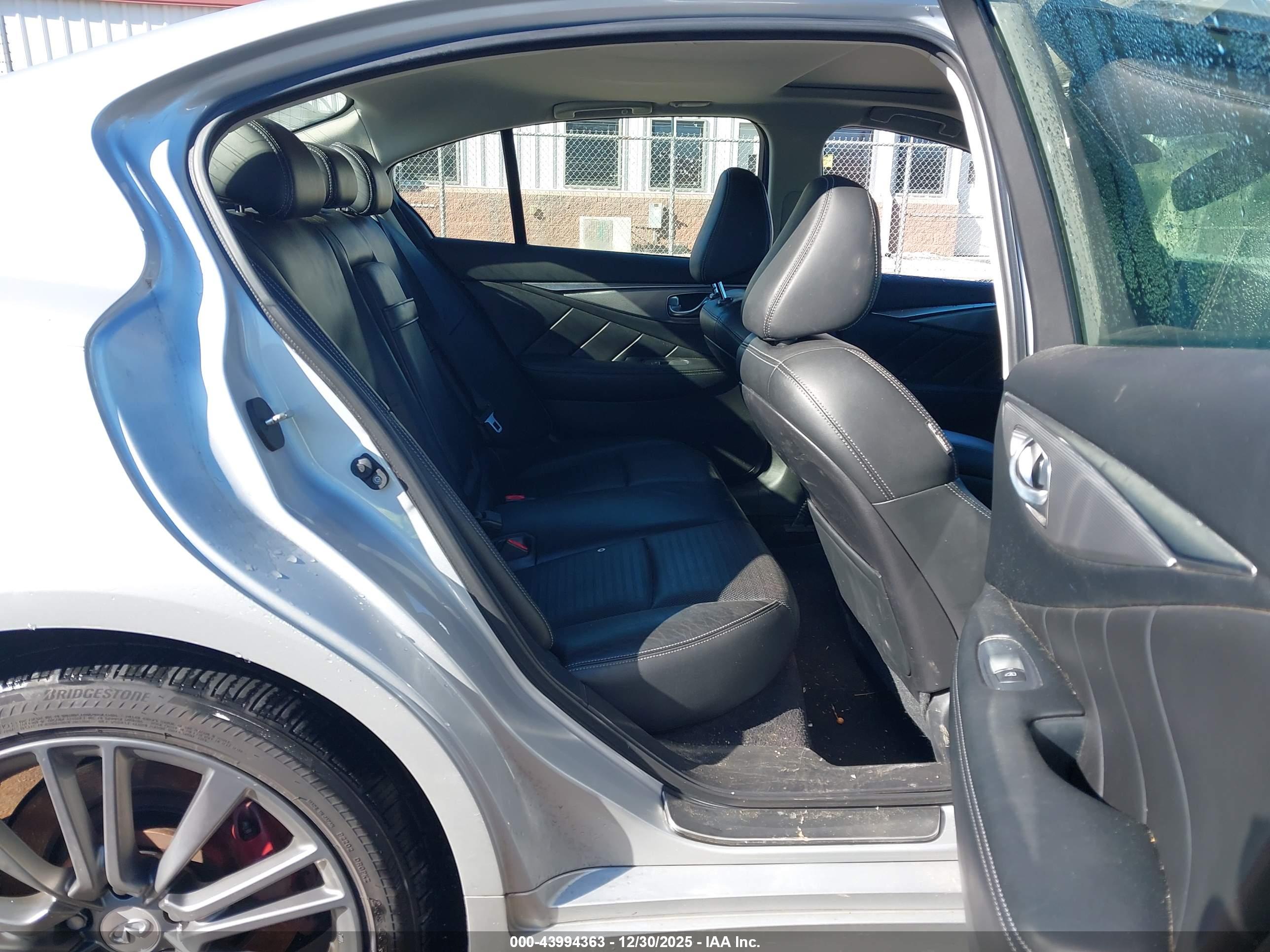 INFINITI Q50 image 8