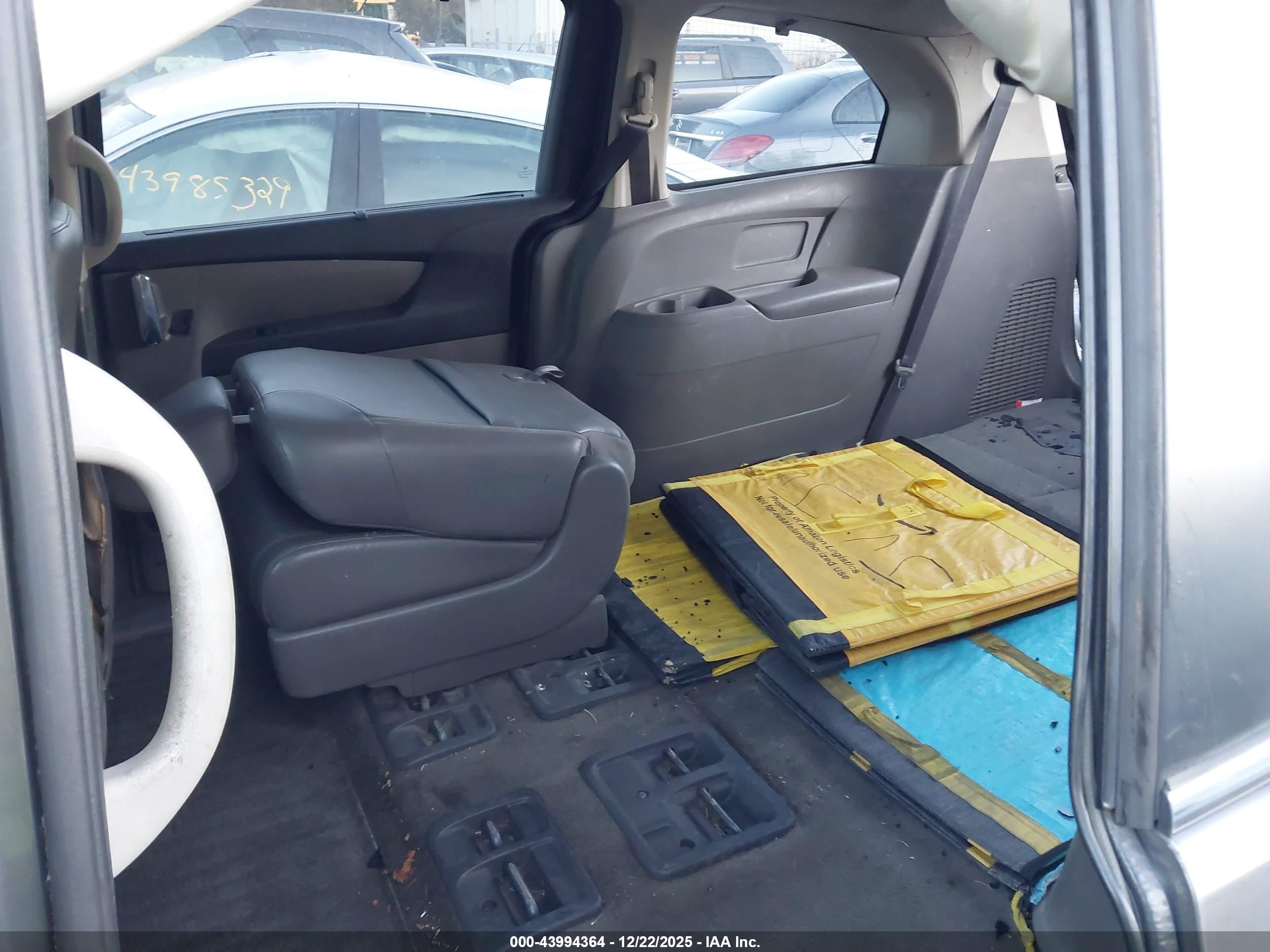 HONDA ODYSSEY image 8