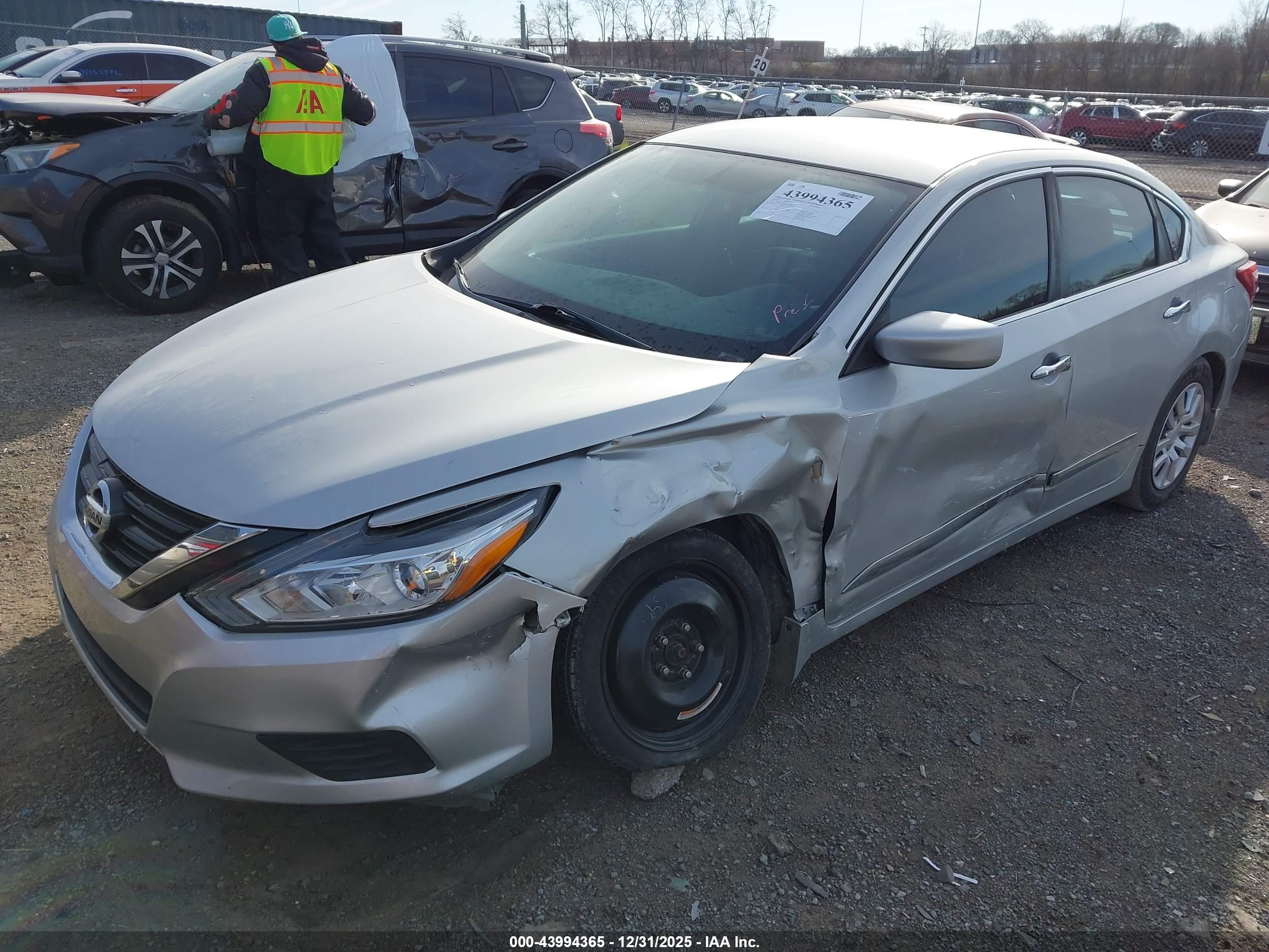 NISSAN ALTIMA image 6