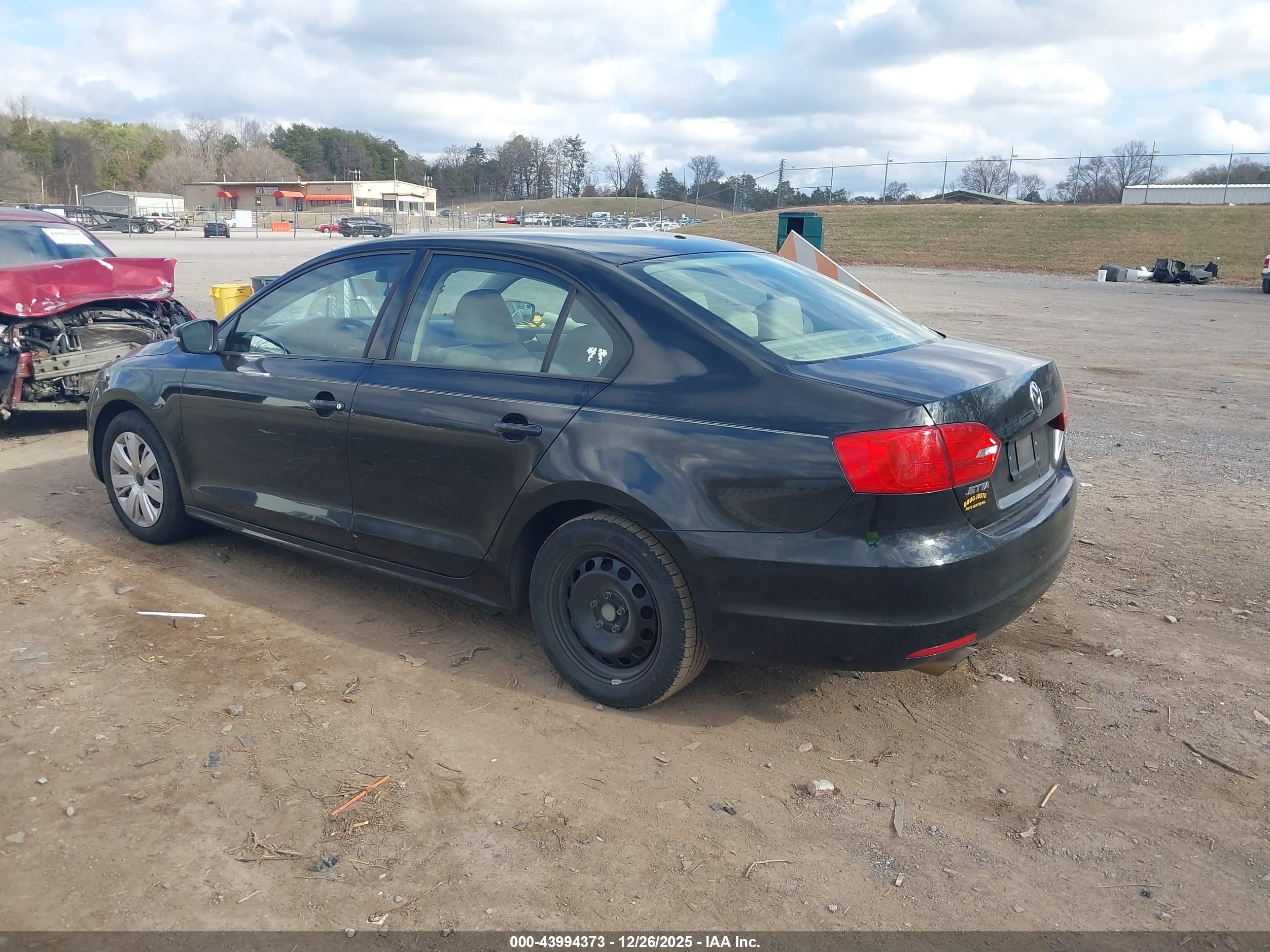 VOLKSWAGEN JETTA image 3