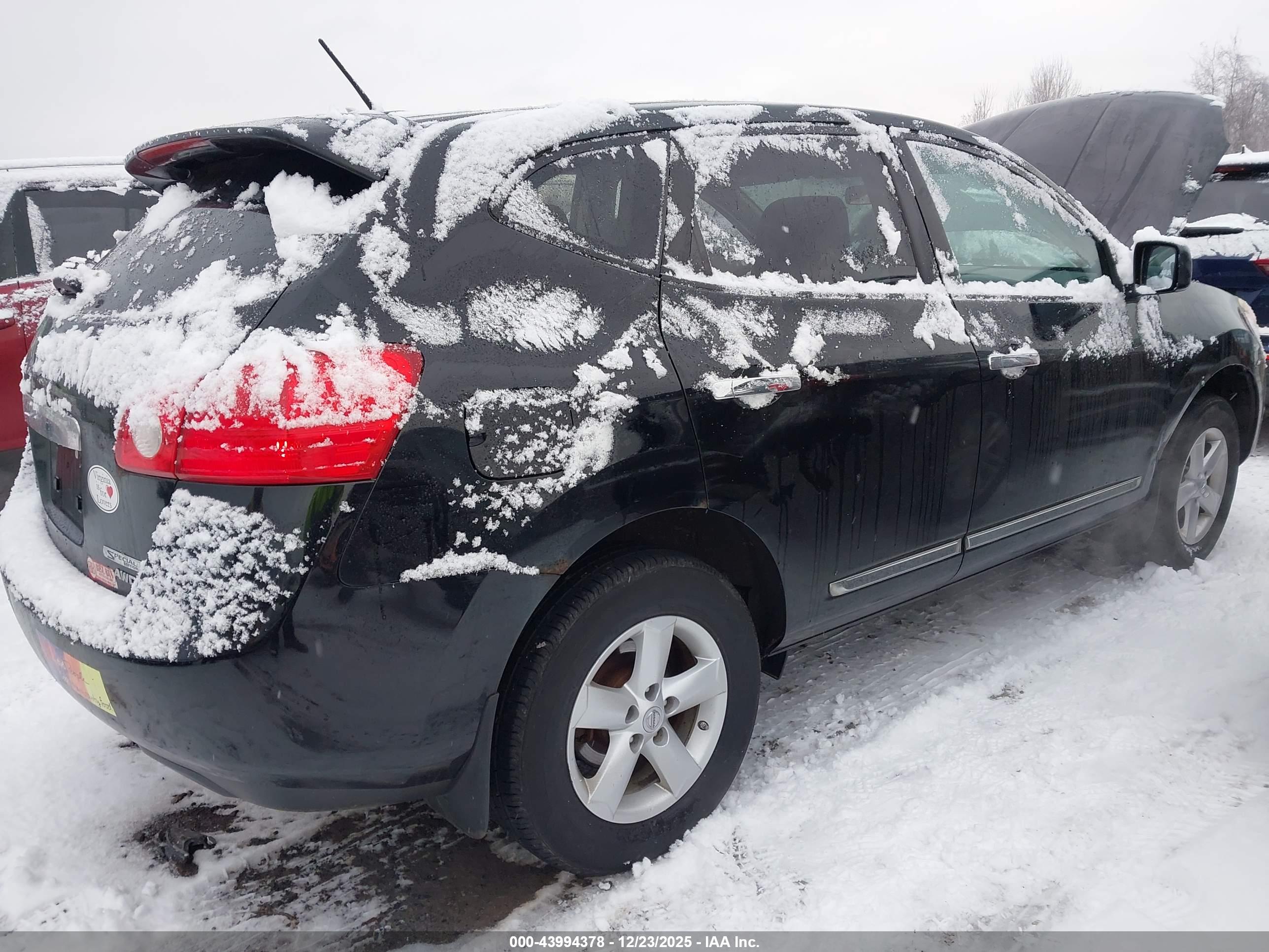 NISSAN ROGUE image 4