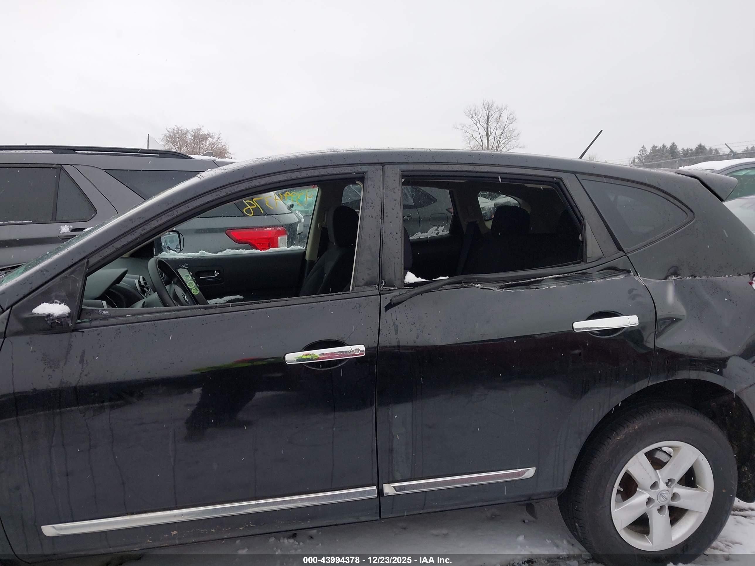 NISSAN ROGUE image 6