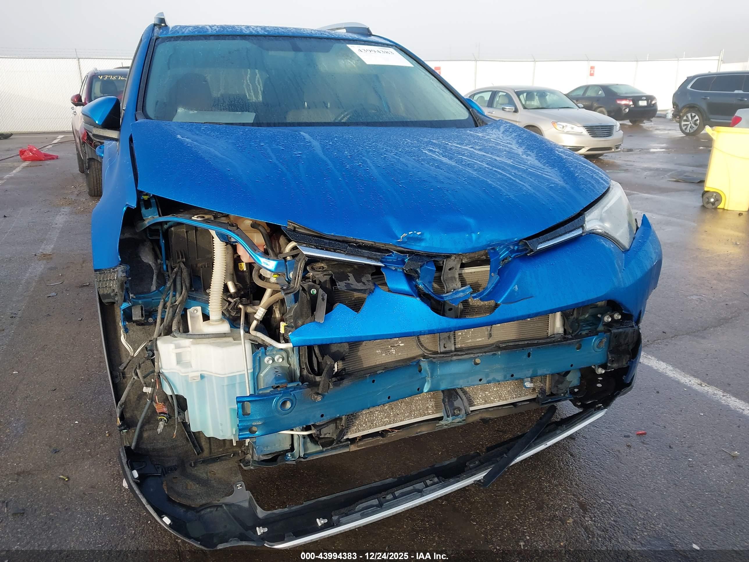 TOYOTA RAV4 image 6