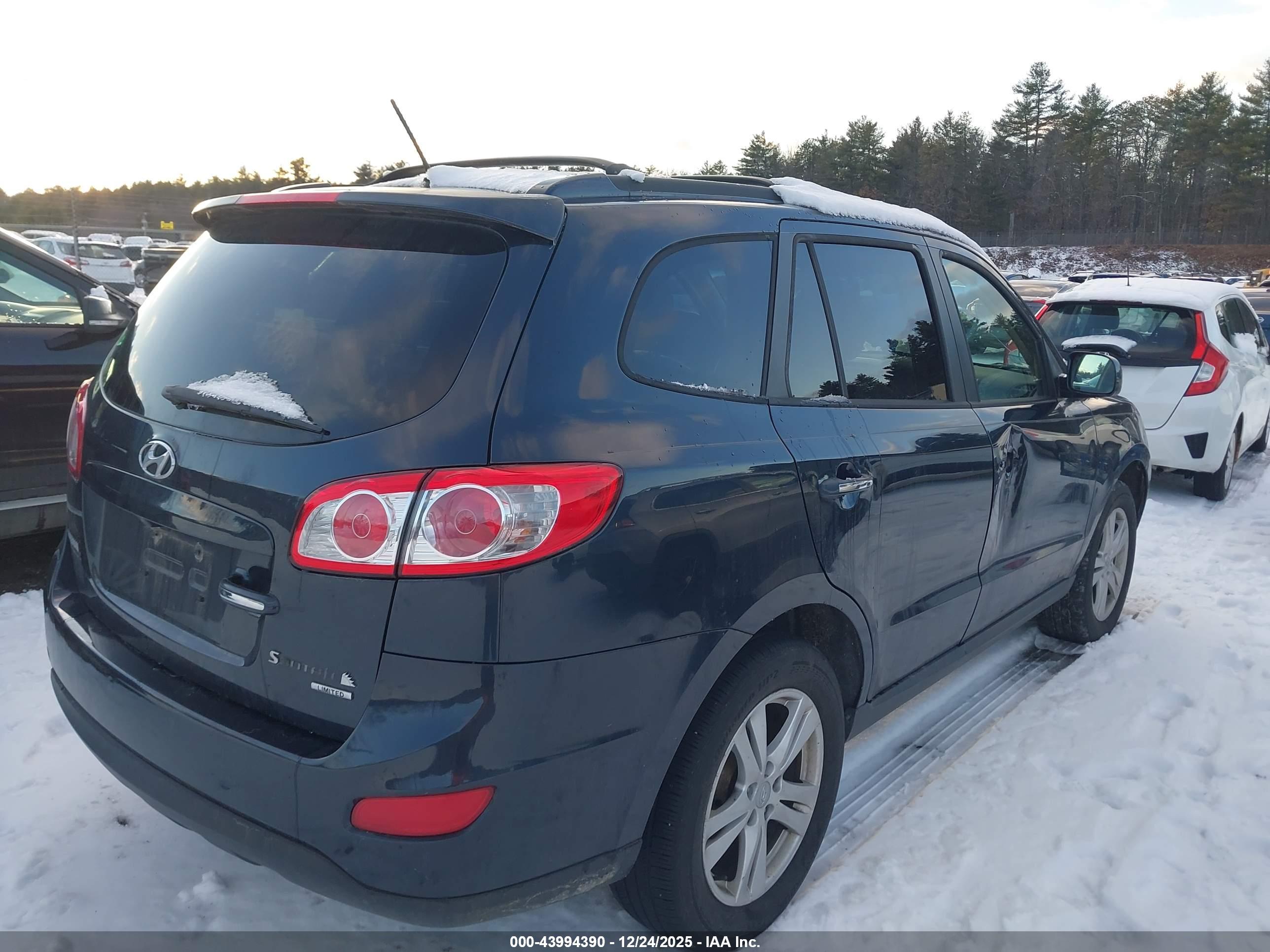 HYUNDAI SANTA image 3