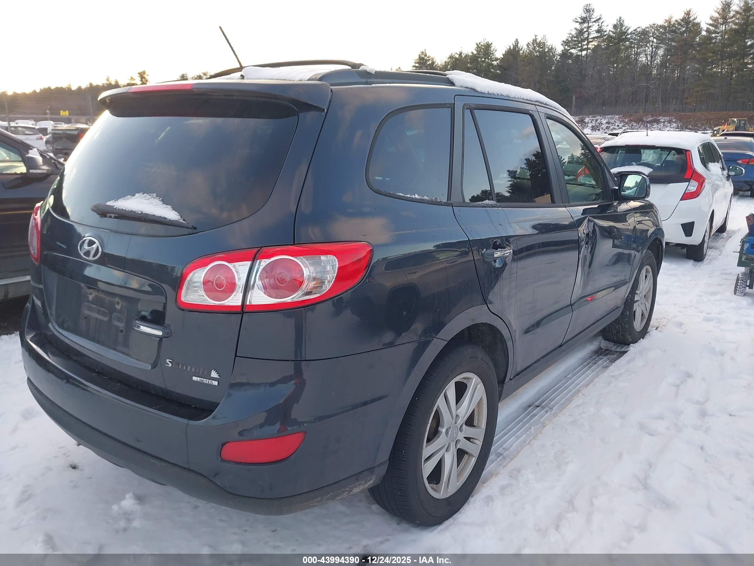 HYUNDAI SANTA image 4