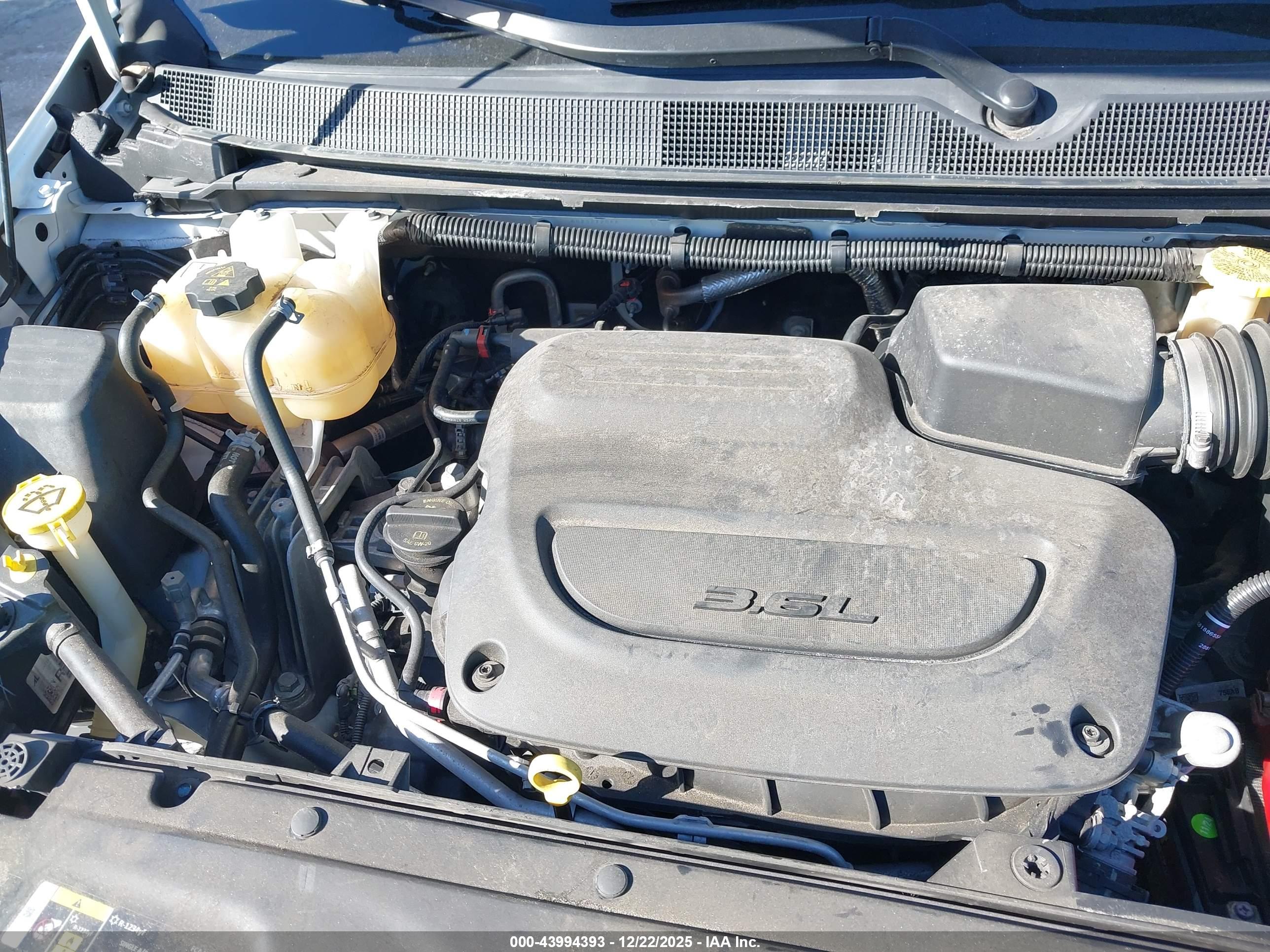 CHRYSLER PACIFICA image 10