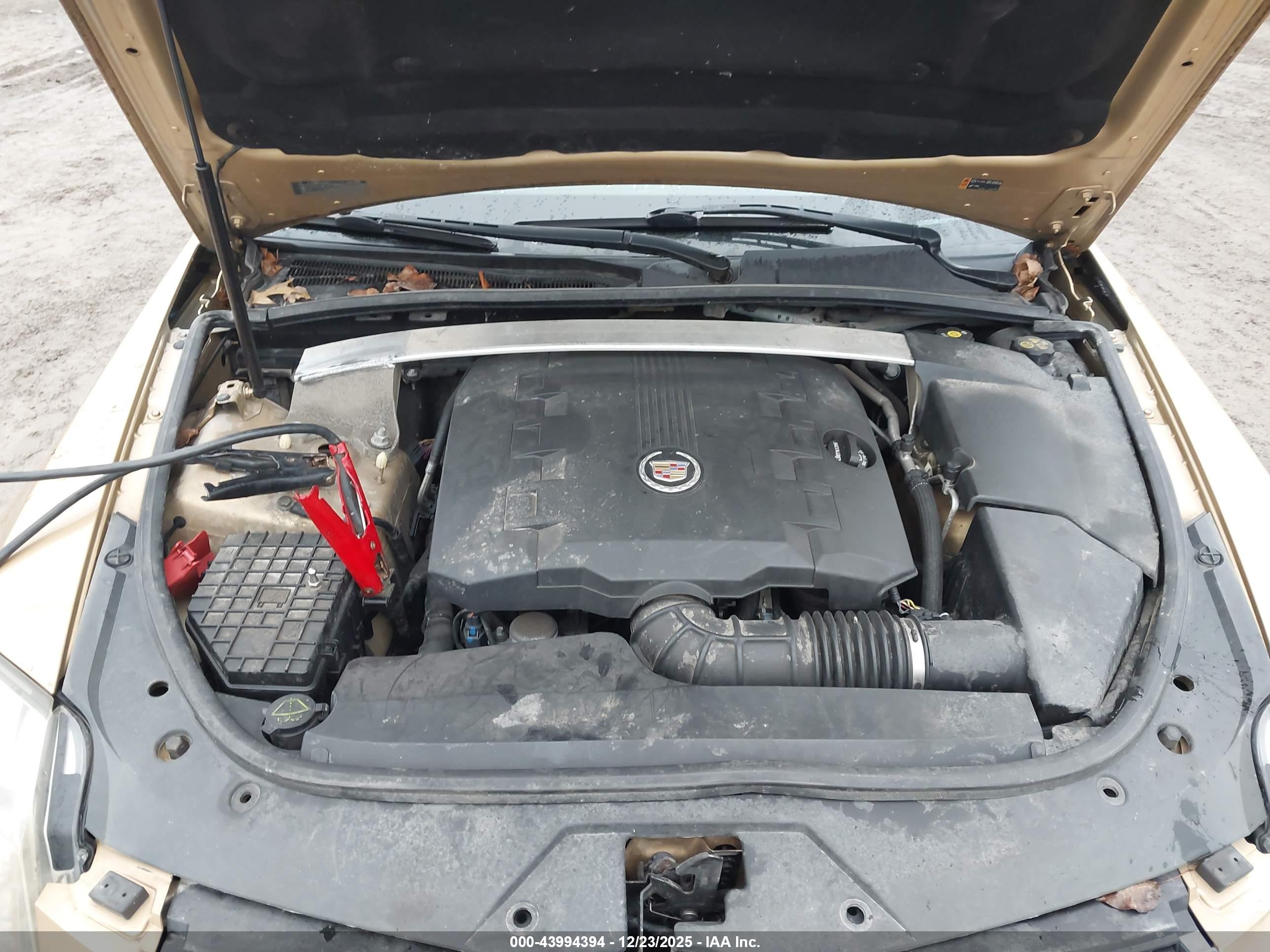 CADILLAC CTS image 10
