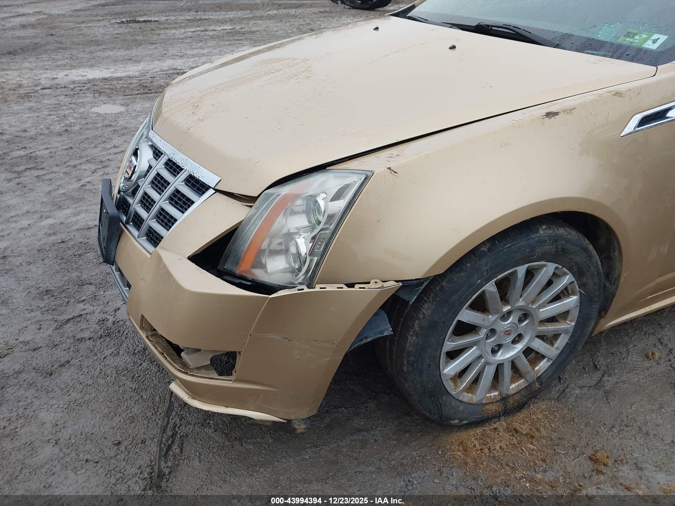 CADILLAC CTS image 6