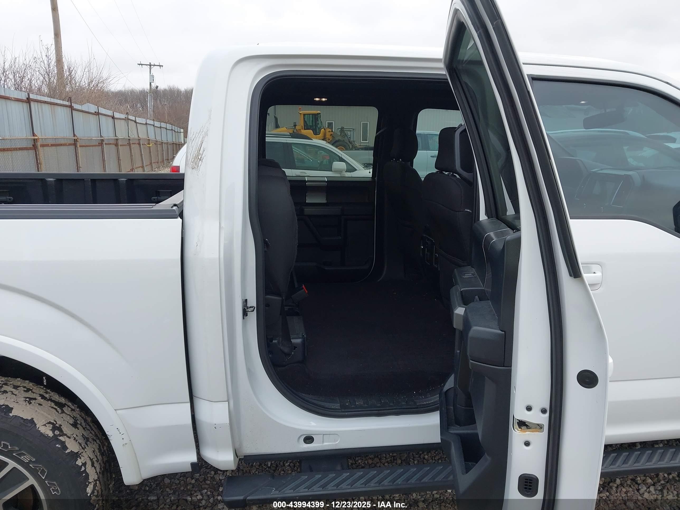 FORD F-150 image 8