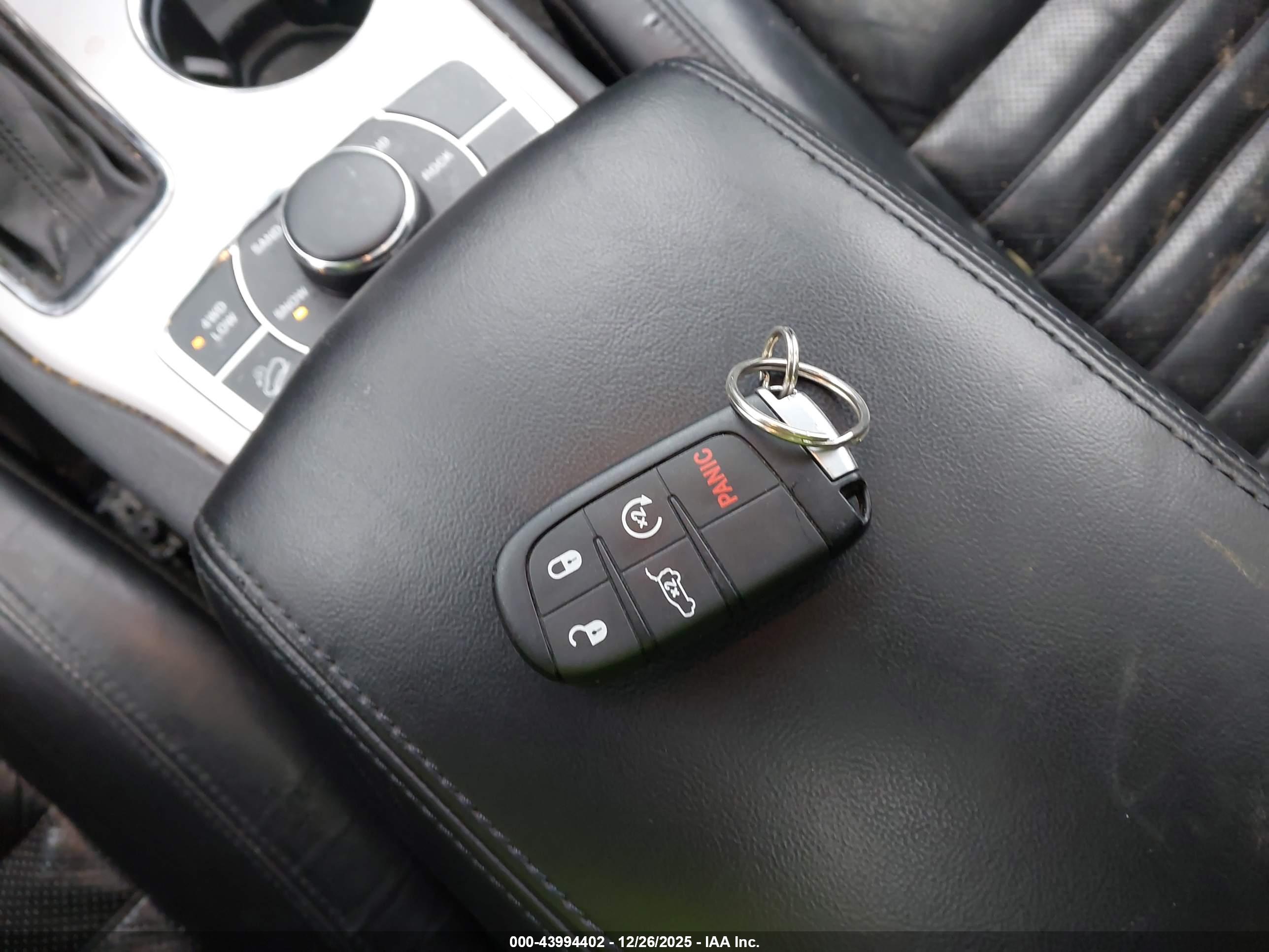 JEEP GRAND image 11
