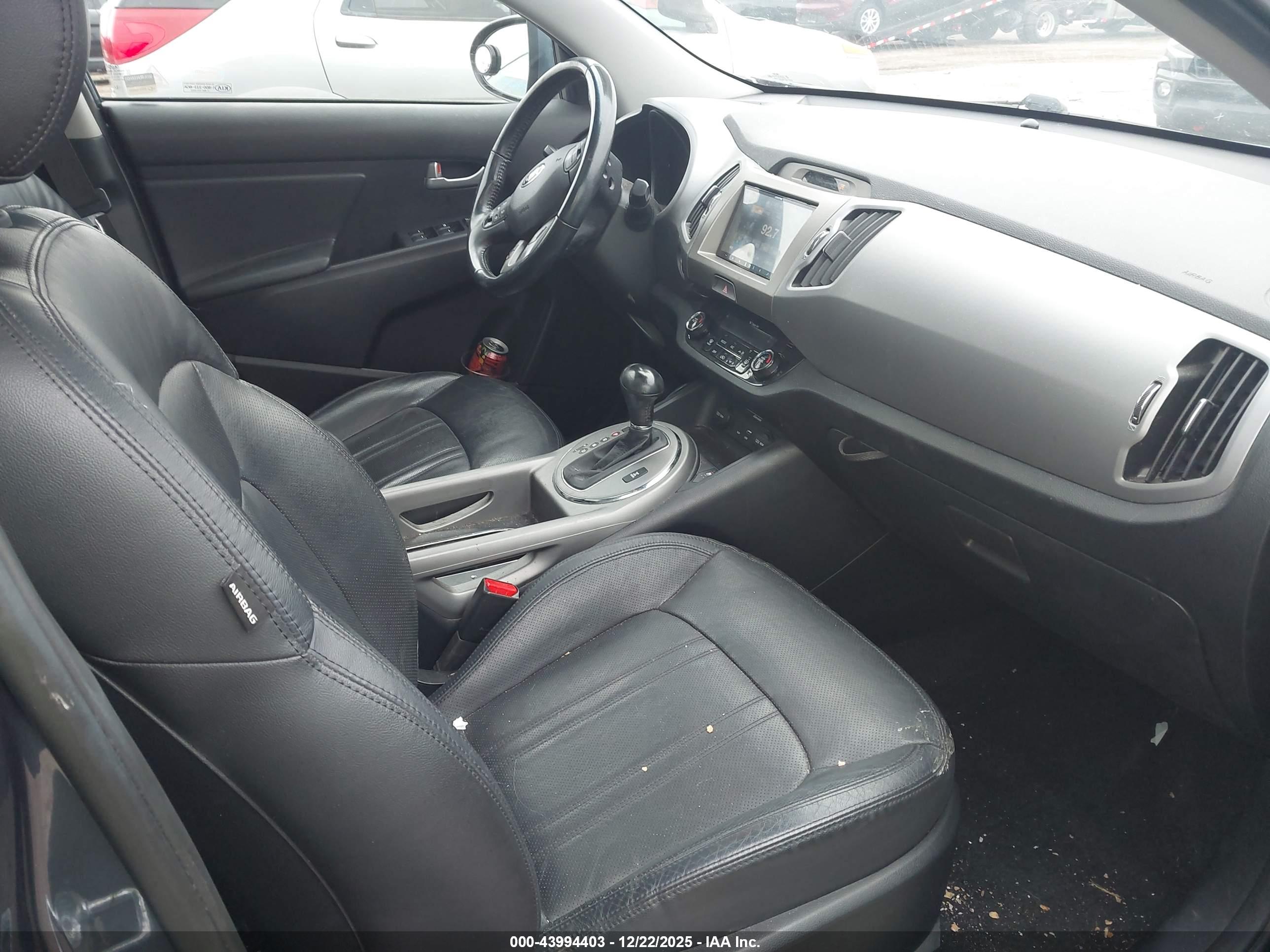 KIA SPORTAGE image 5