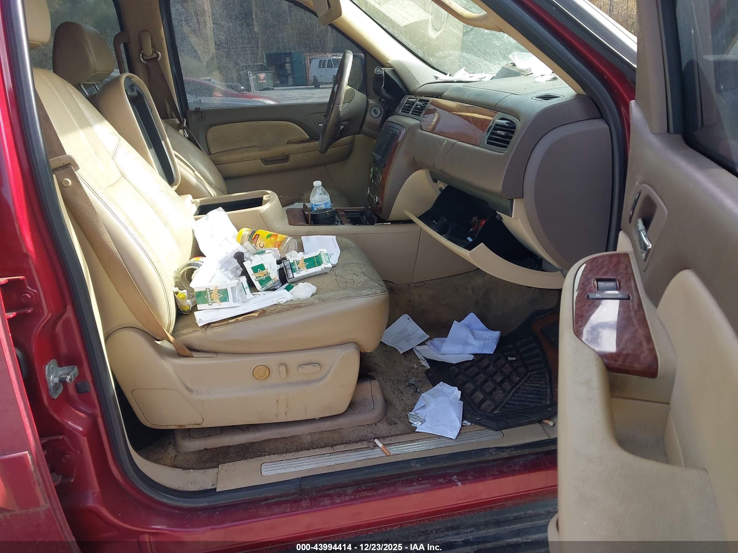 GMC YUKON image 5