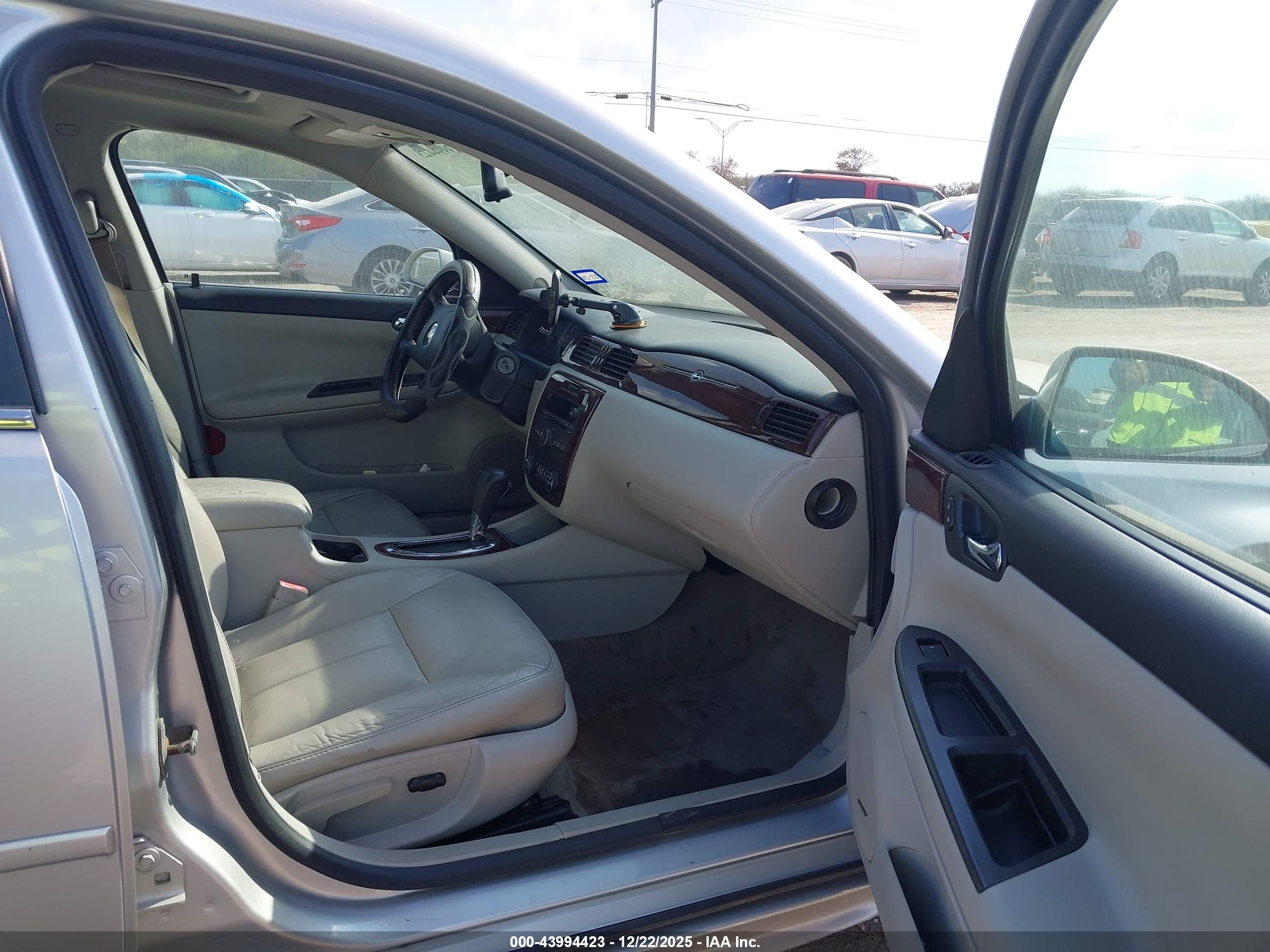 CHEVROLET IMPALA image 5