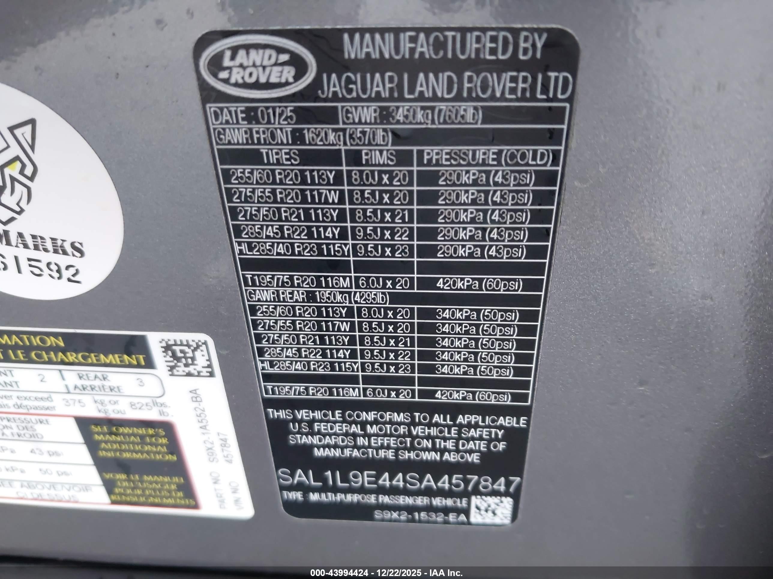 LAND ROVER image 9