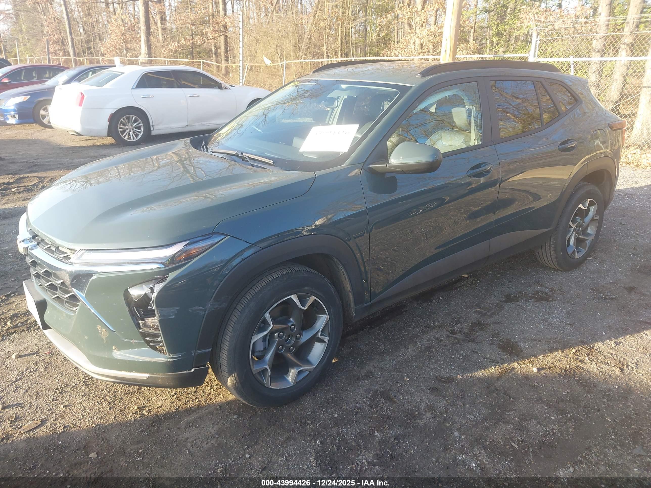 CHEVROLET TRAX image 2