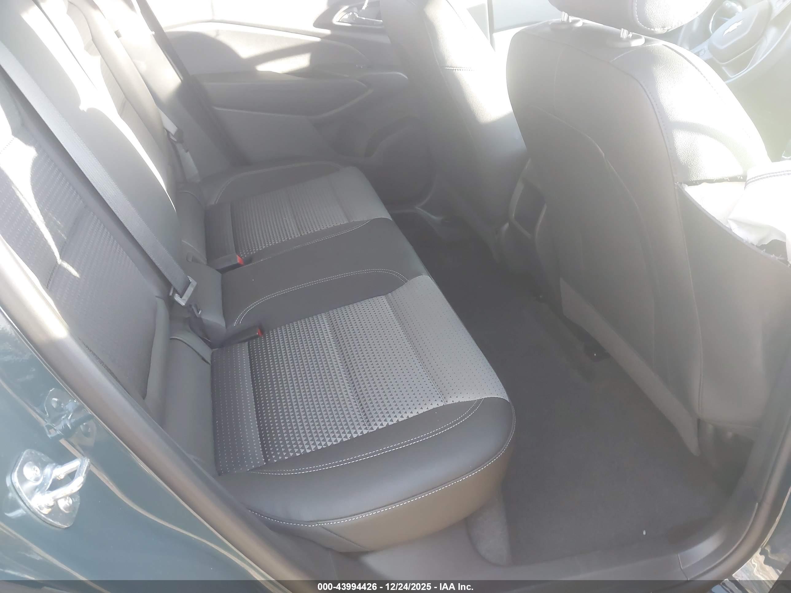 CHEVROLET TRAX image 8