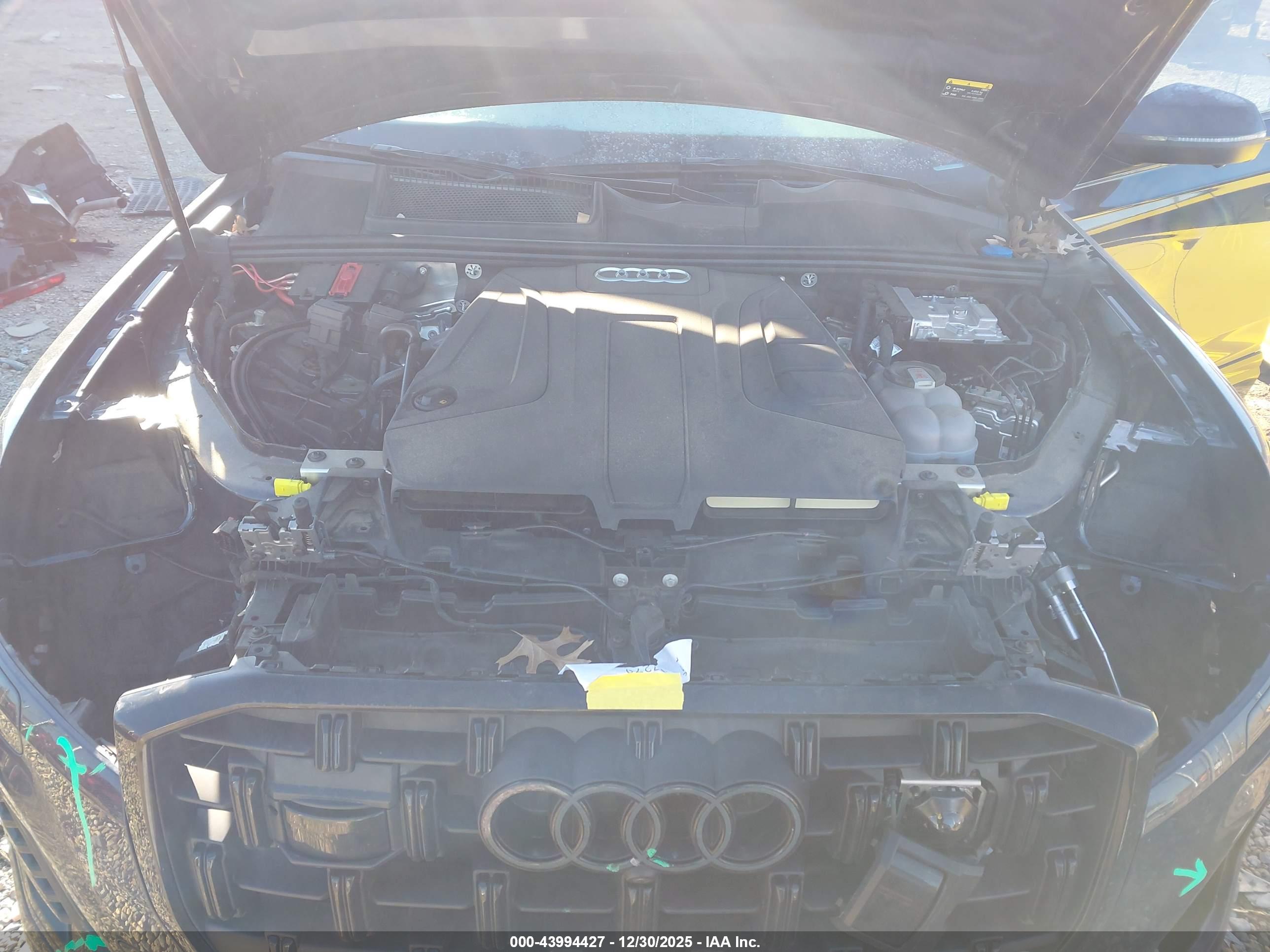AUDI Q7 image 10