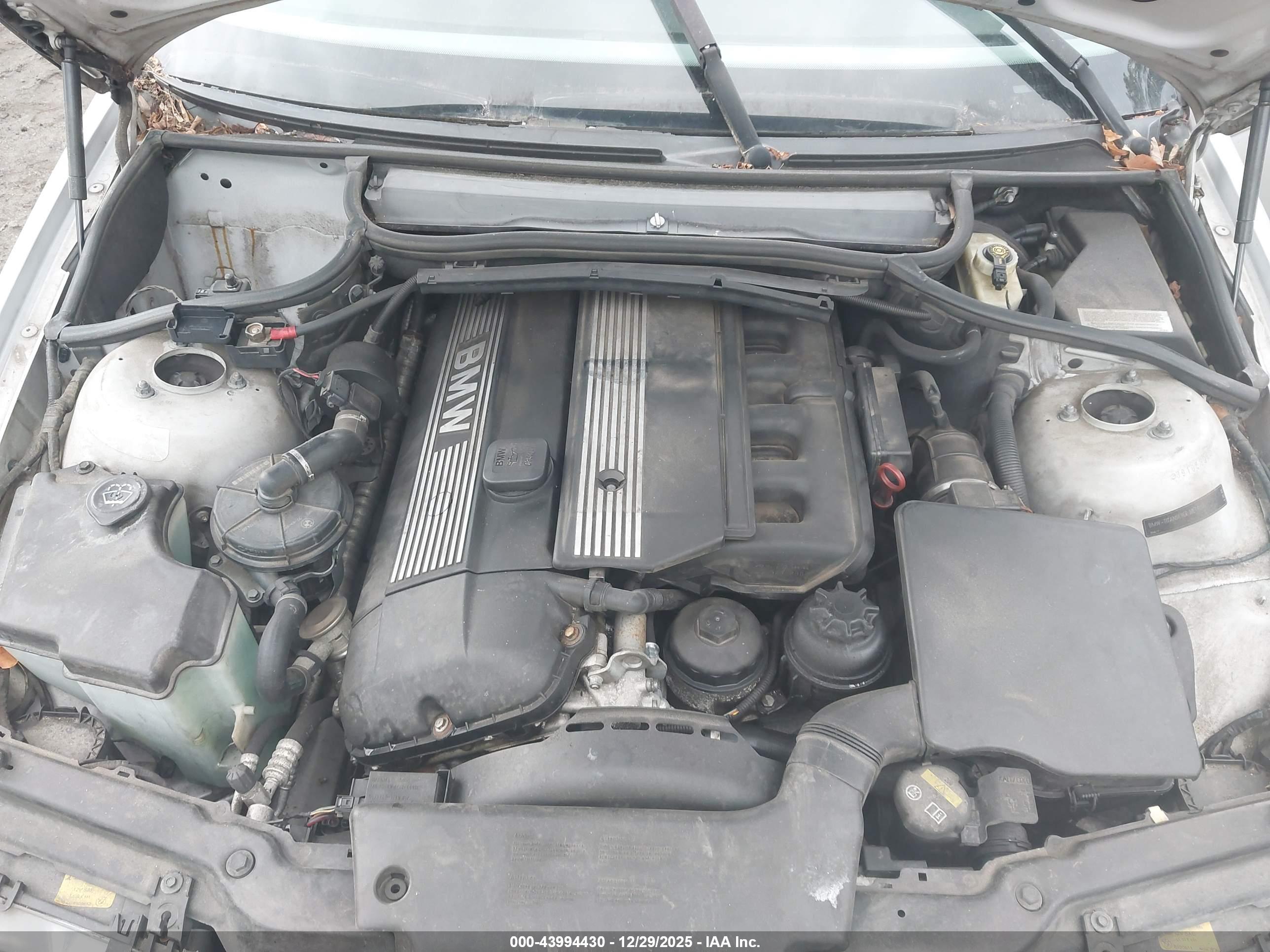 BMW 325CI image 10