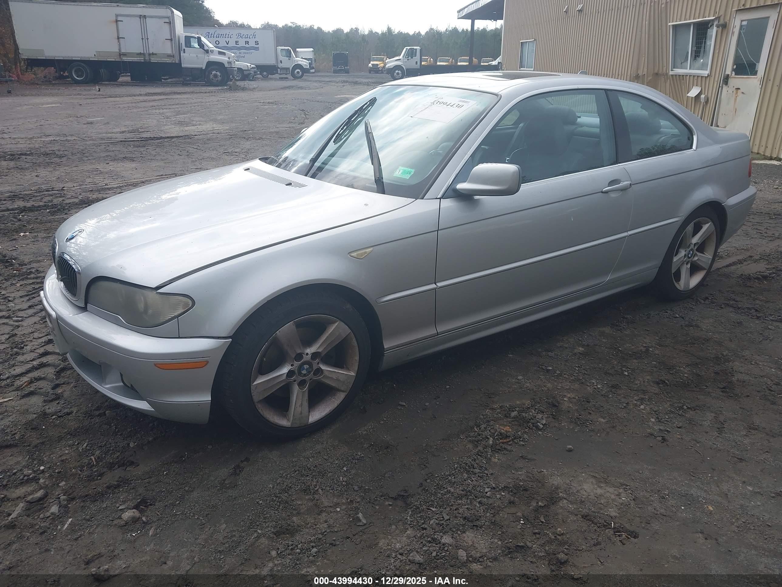 BMW 325CI image 2
