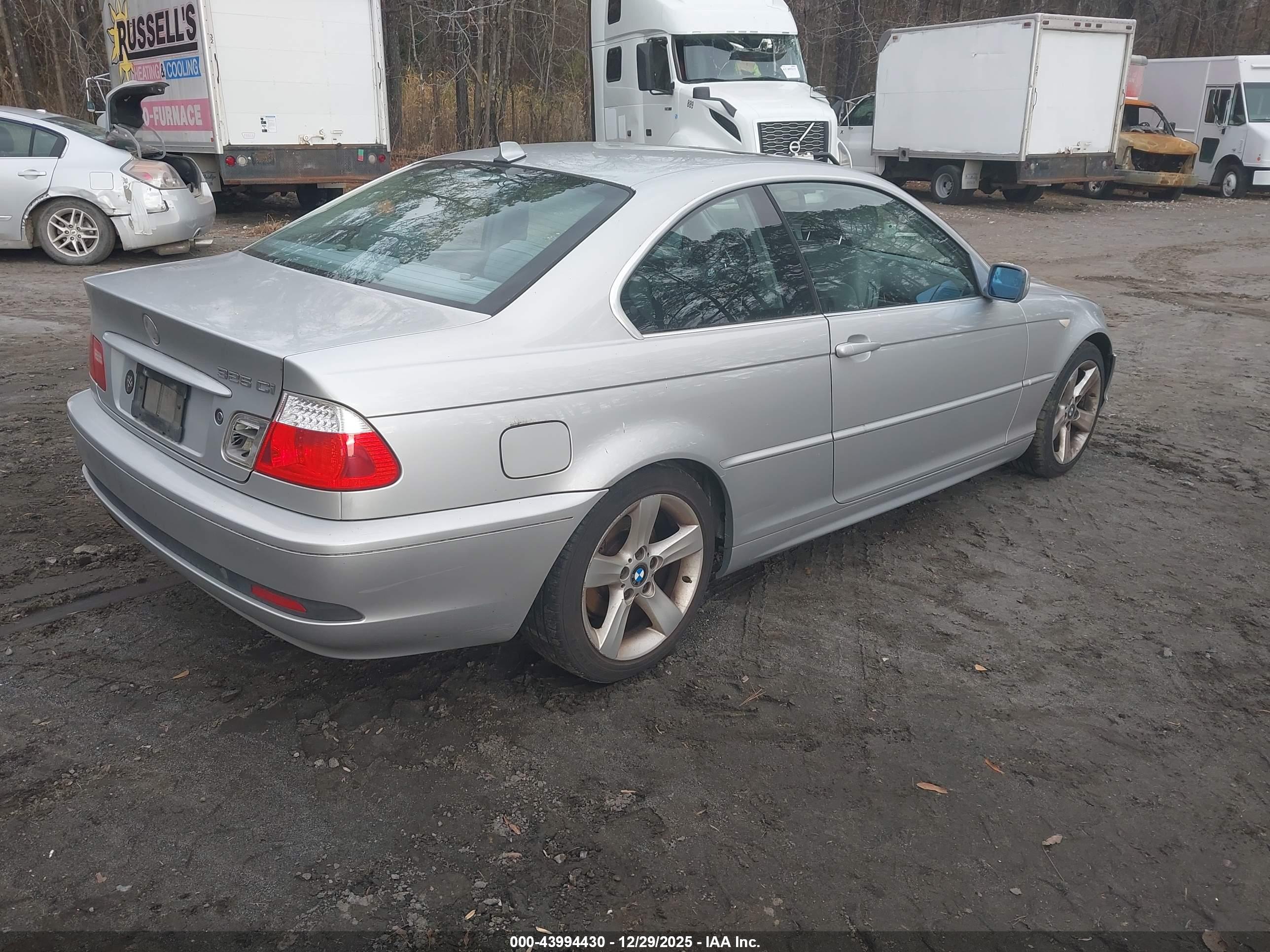 BMW 325CI image 4