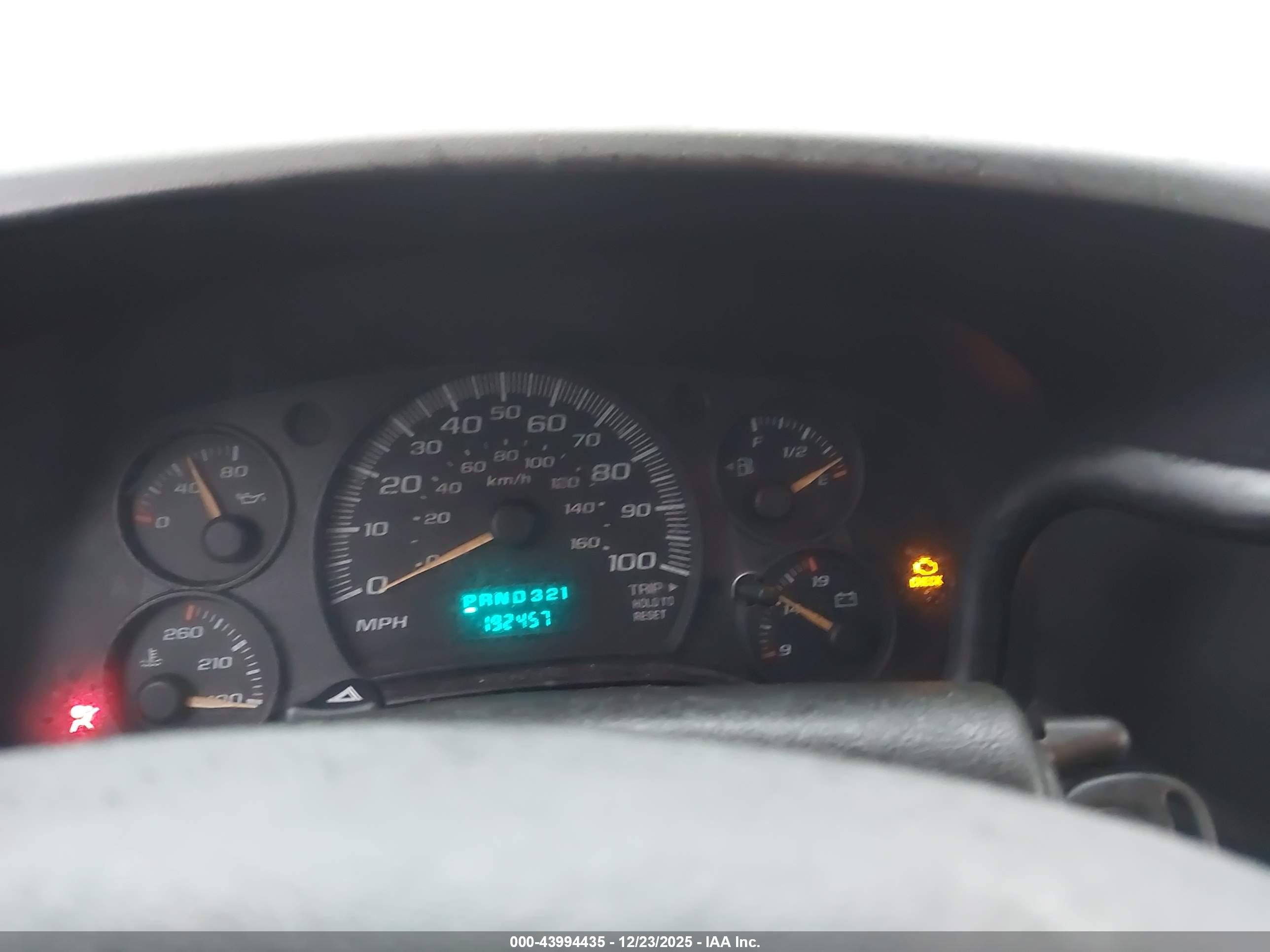 CHEVROLET EXPRESS image 7