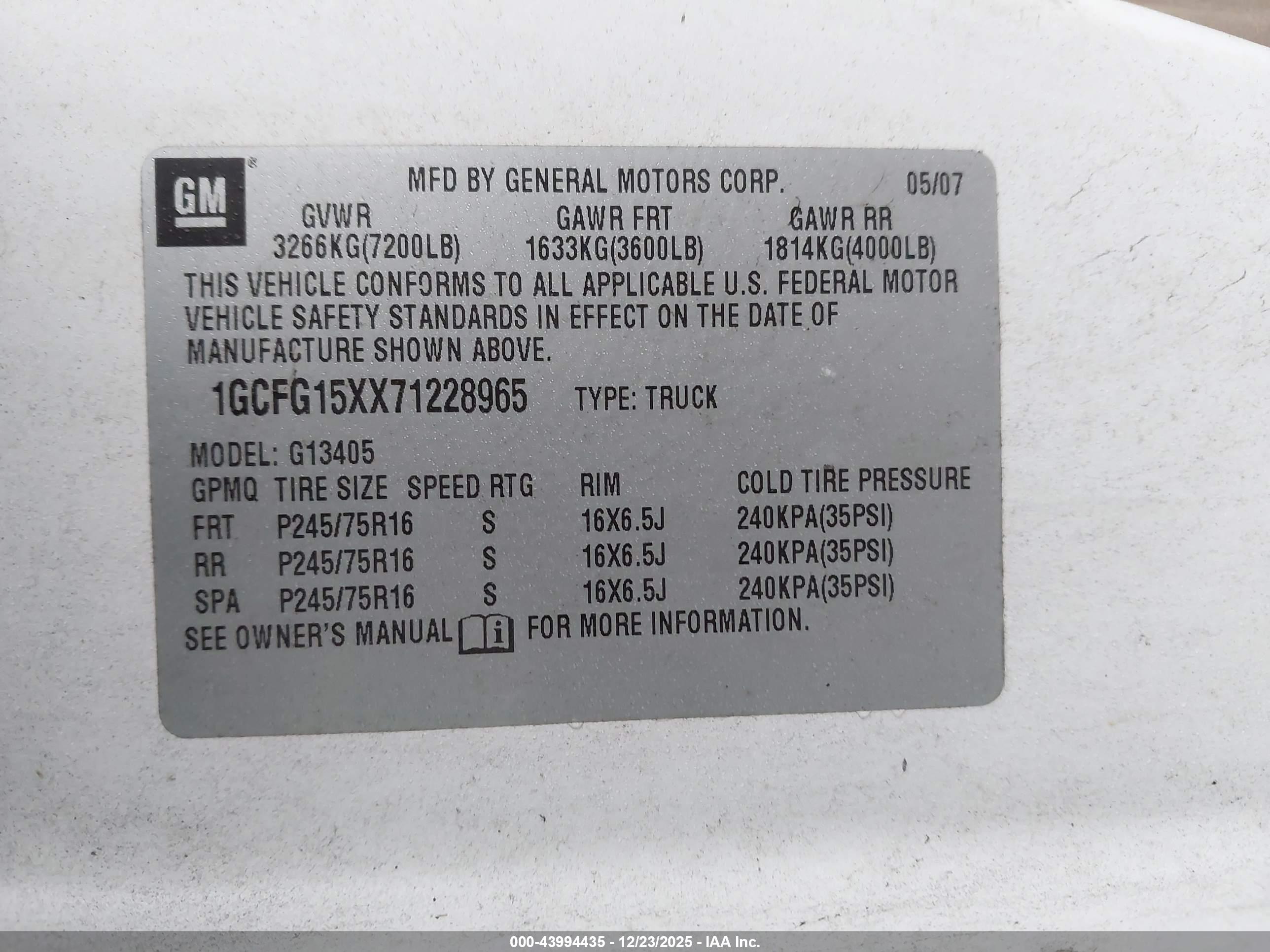 CHEVROLET EXPRESS image 9