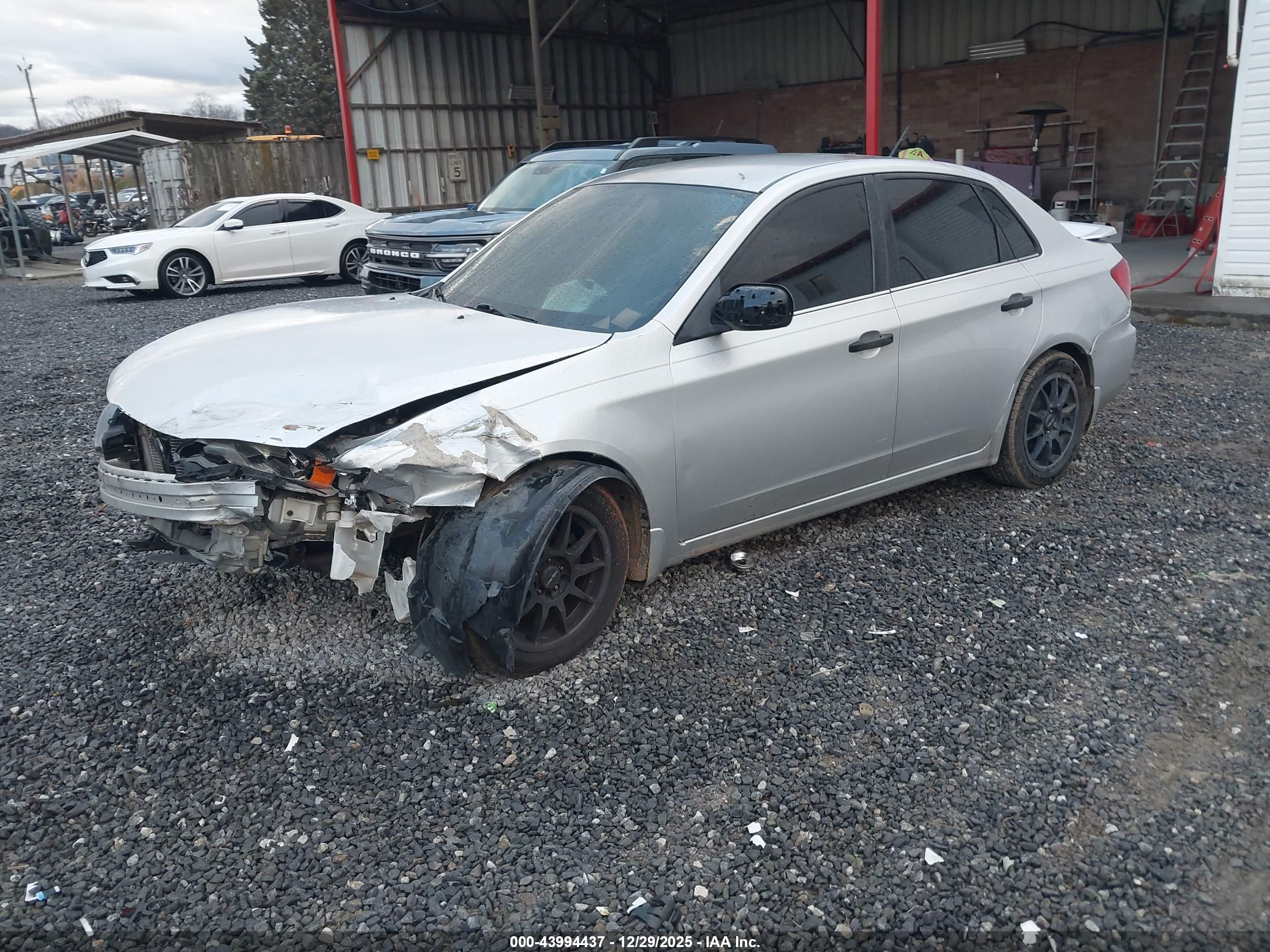 SUBARU IMPREZA image 2