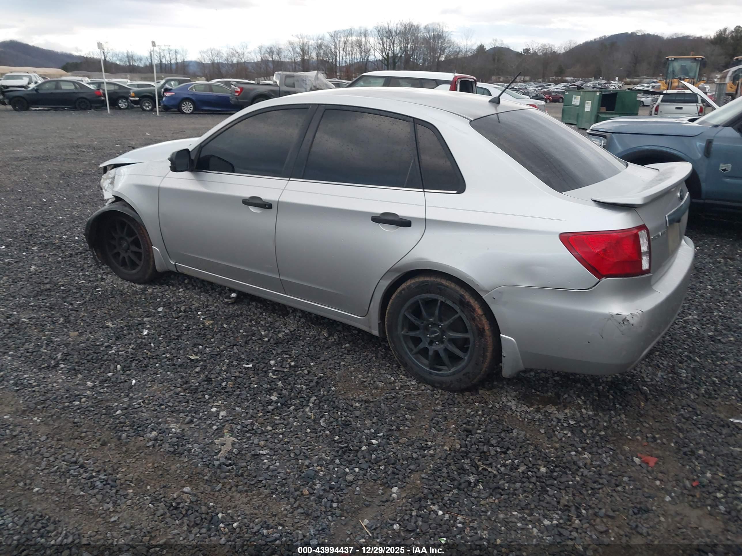 SUBARU IMPREZA image 3