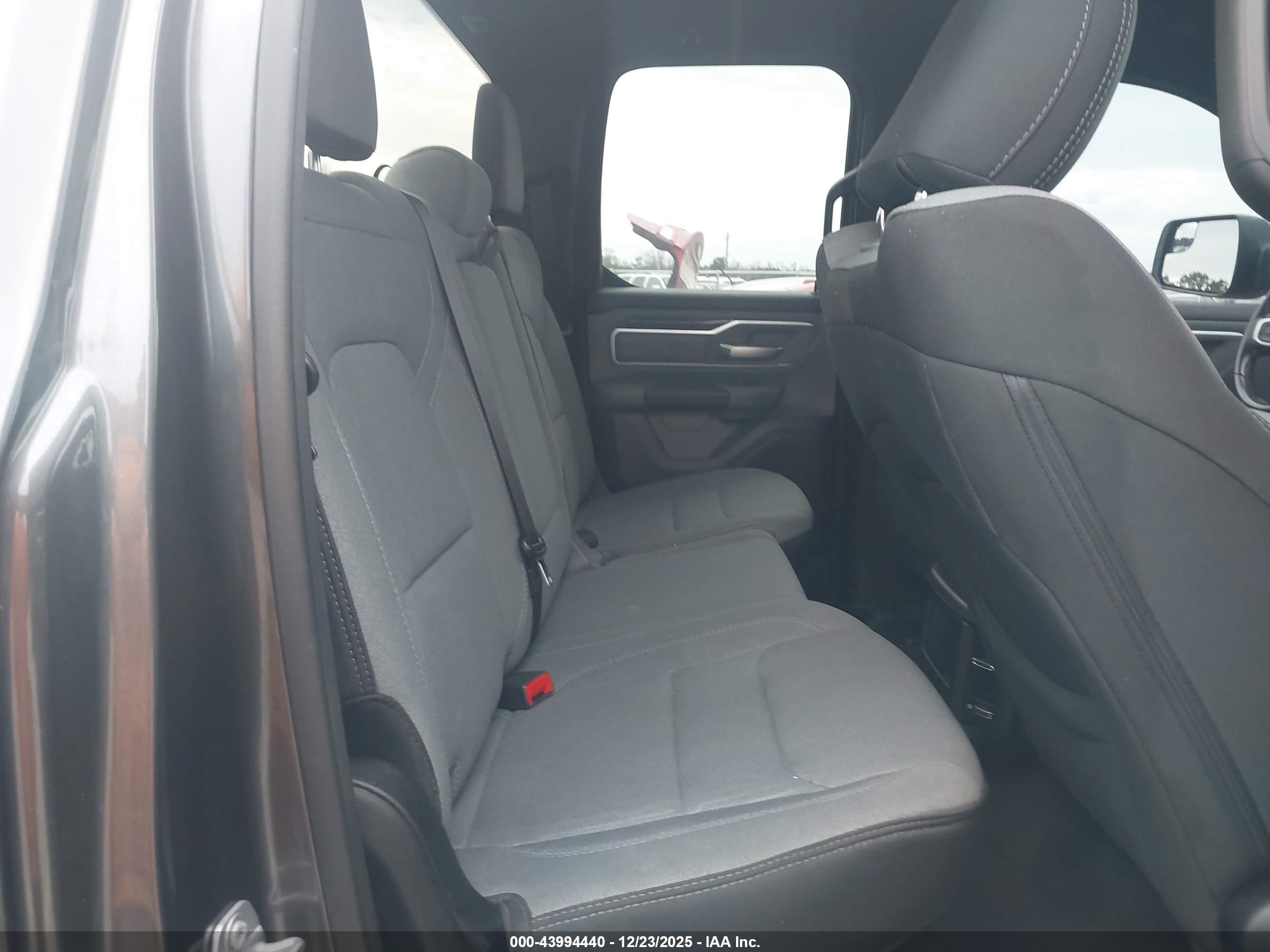RAM 1500 image 8