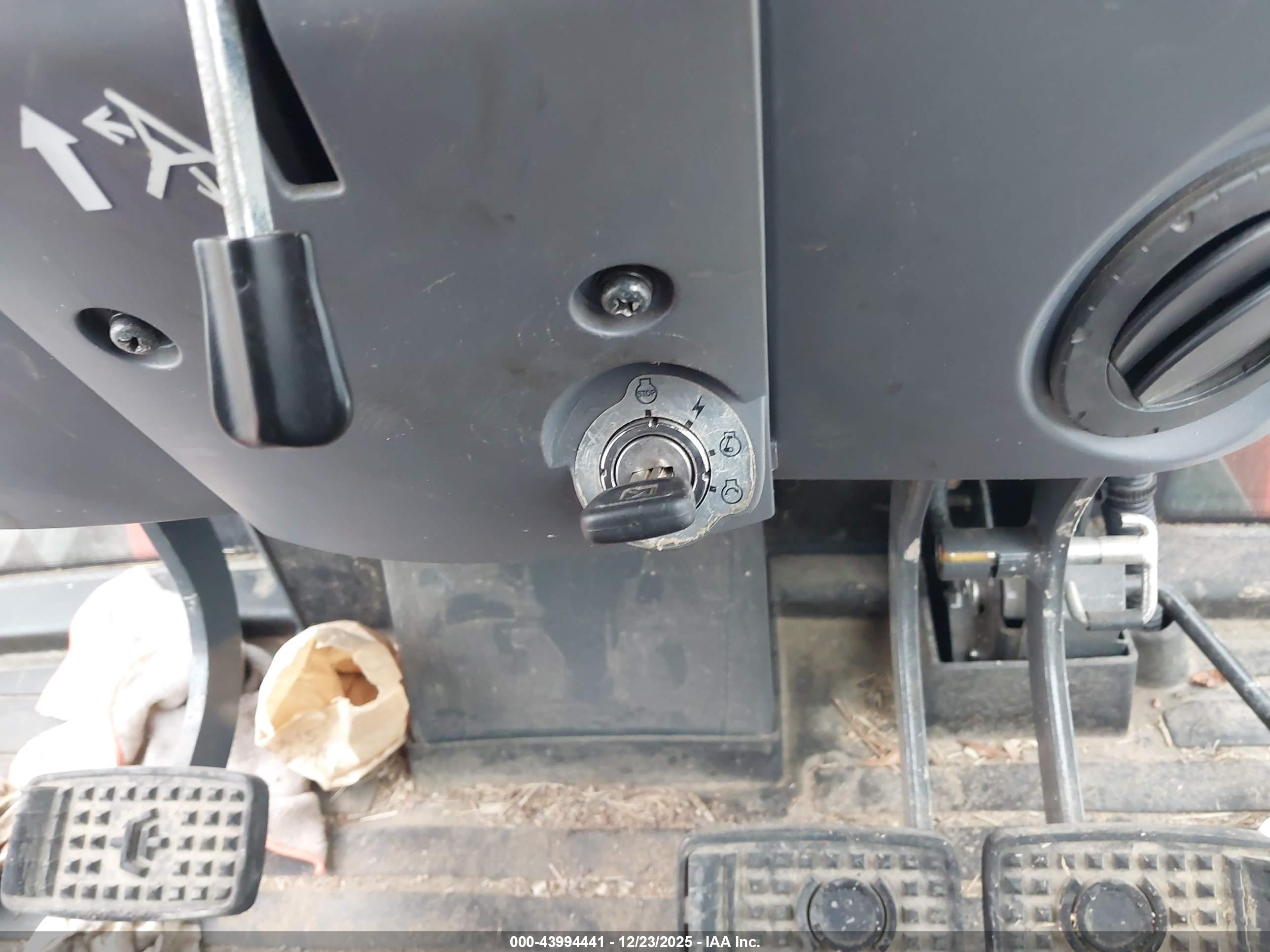 KABOTA M6 image 11