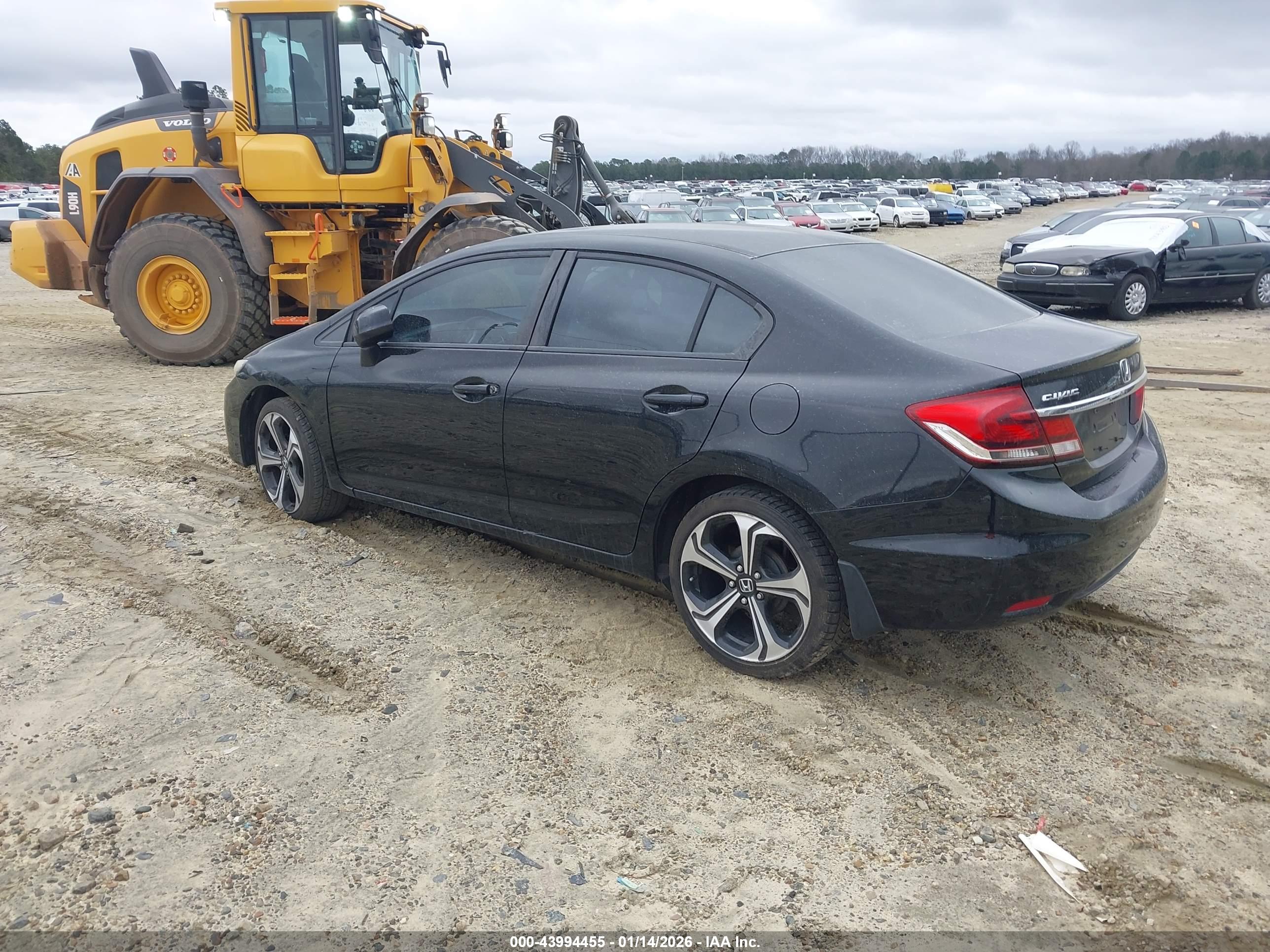 HONDA CIVIC image 3
