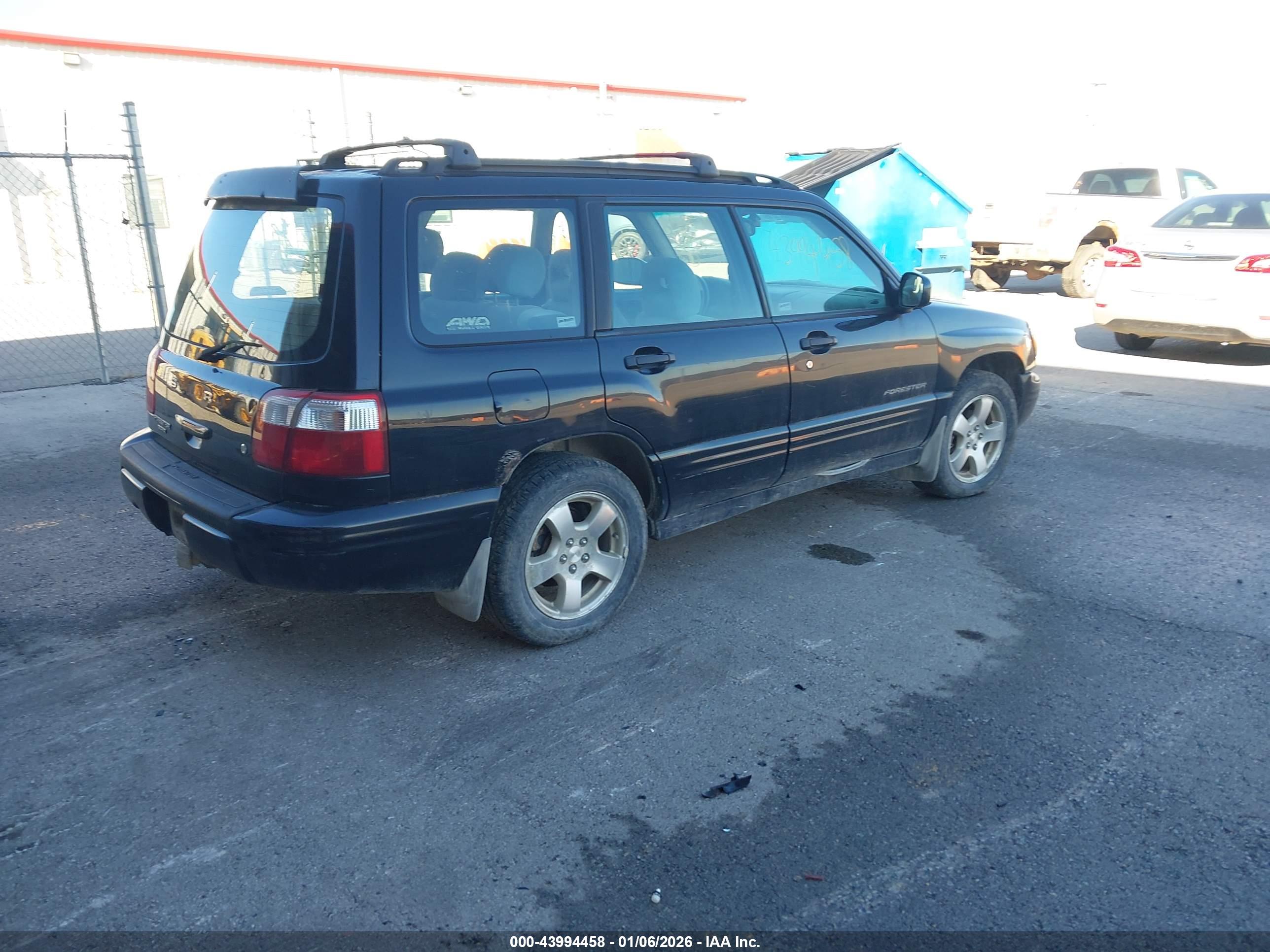 SUBARU FORESTER image 4