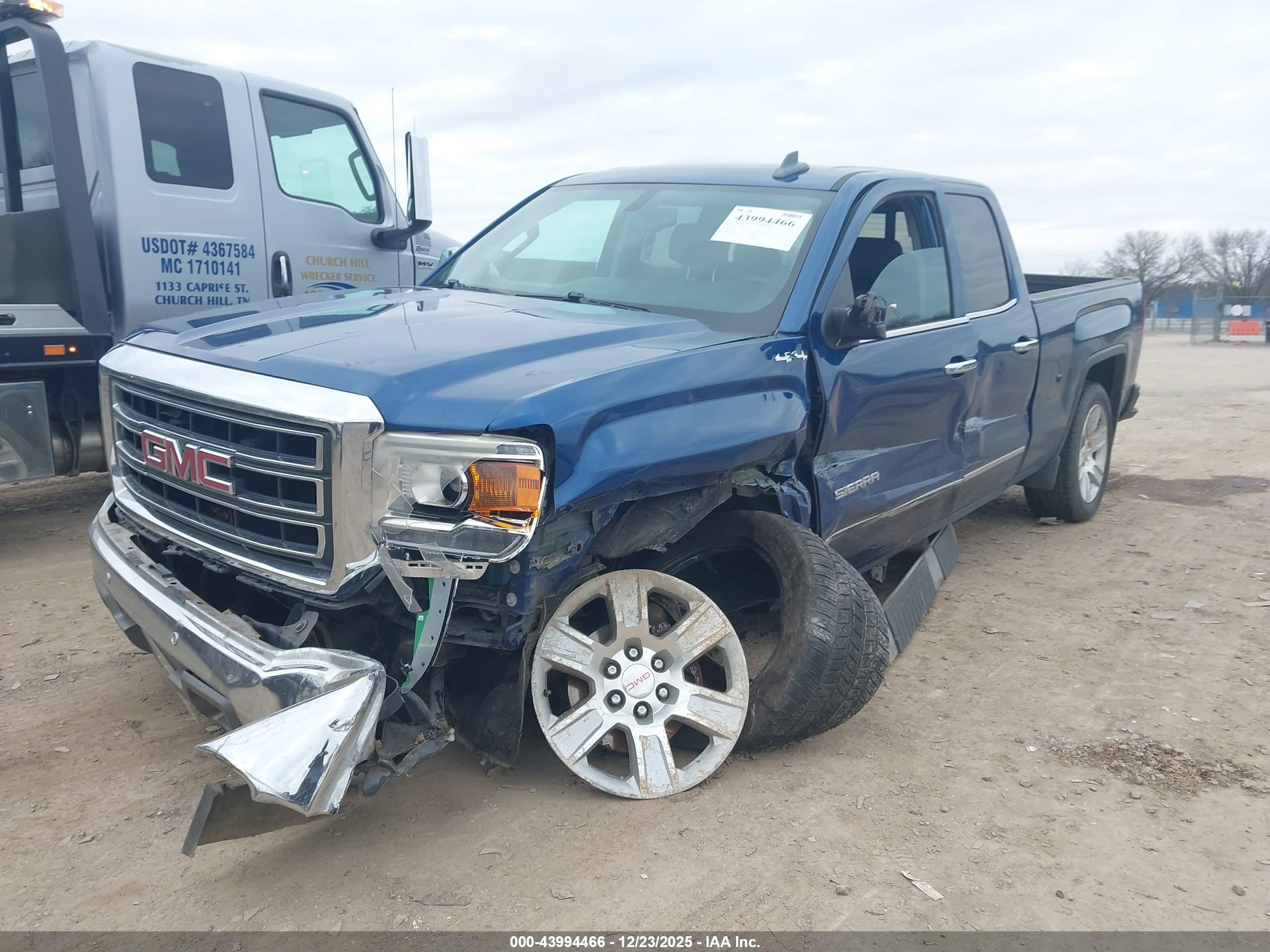 GMC SIERRA image 2