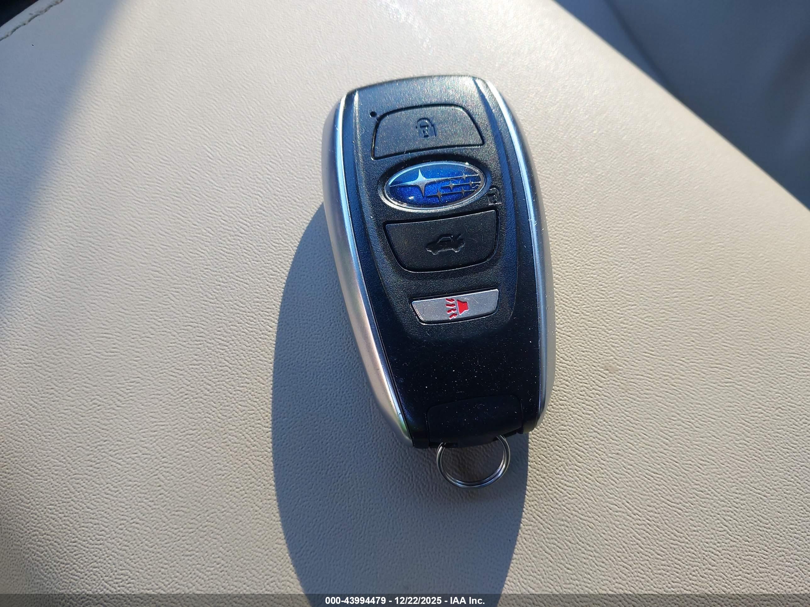 SUBARU OUTBACK image 11