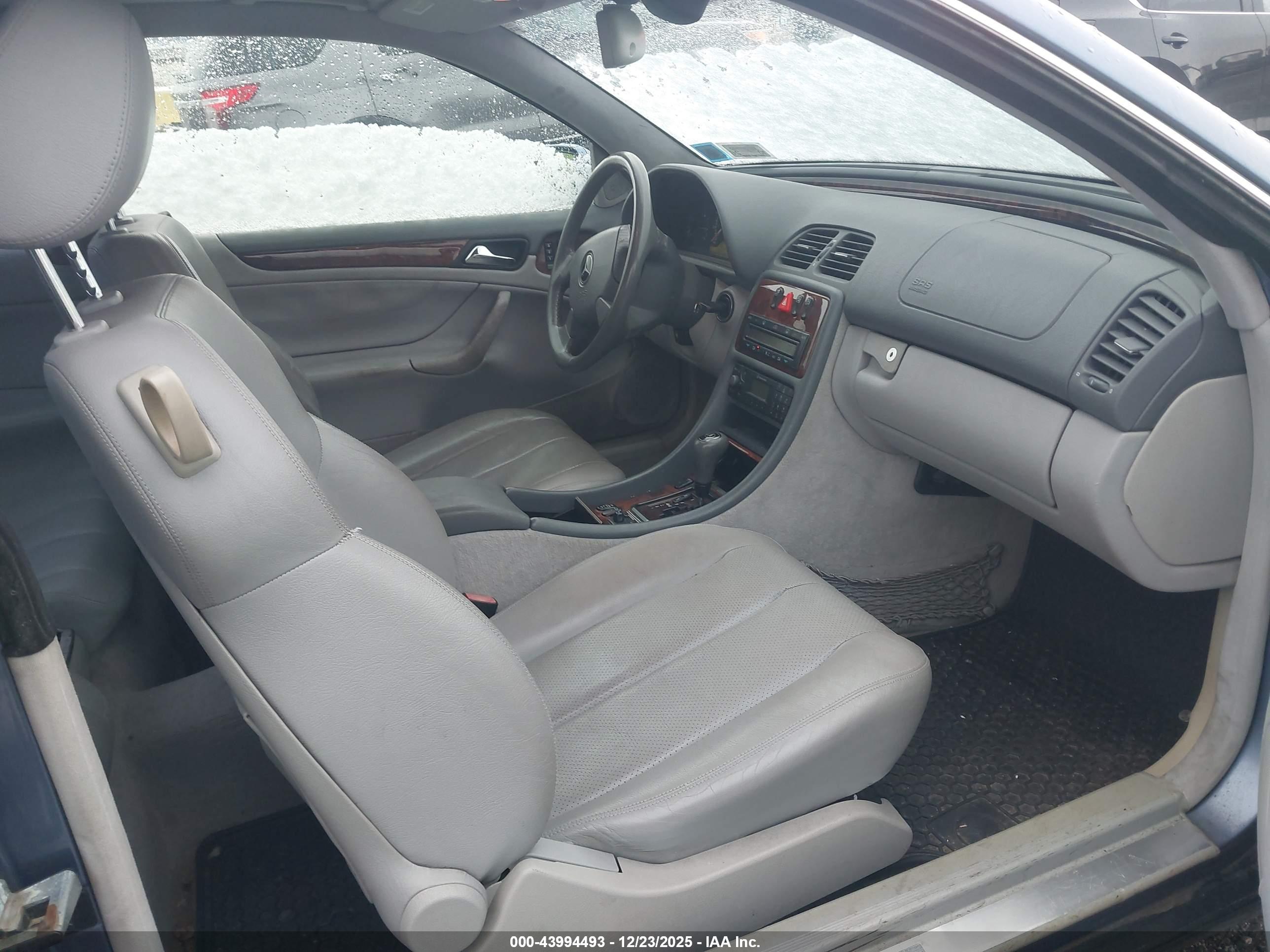 MERCEDES-BENZ CLK image 5