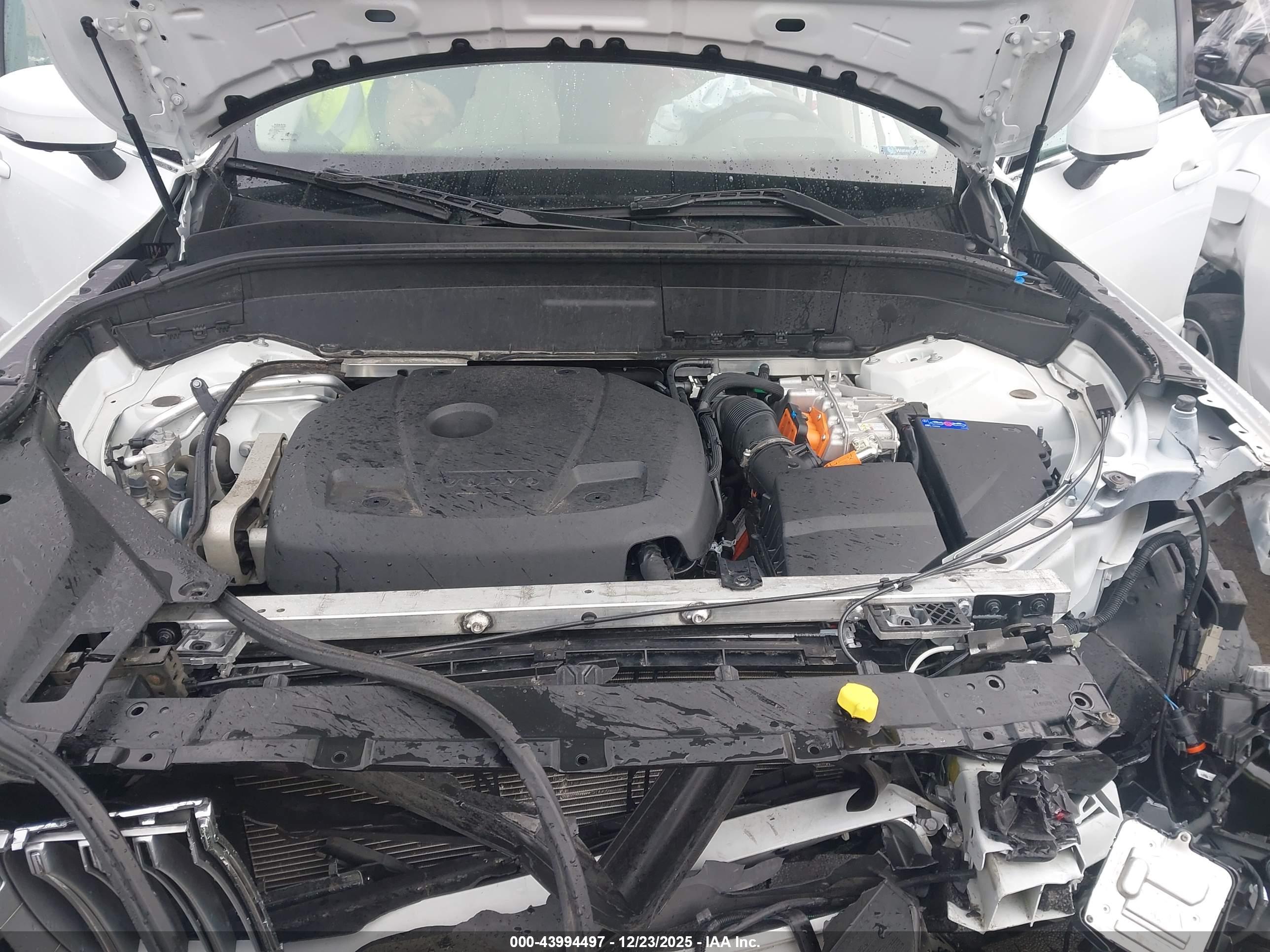 VOLVO XC90 image 10
