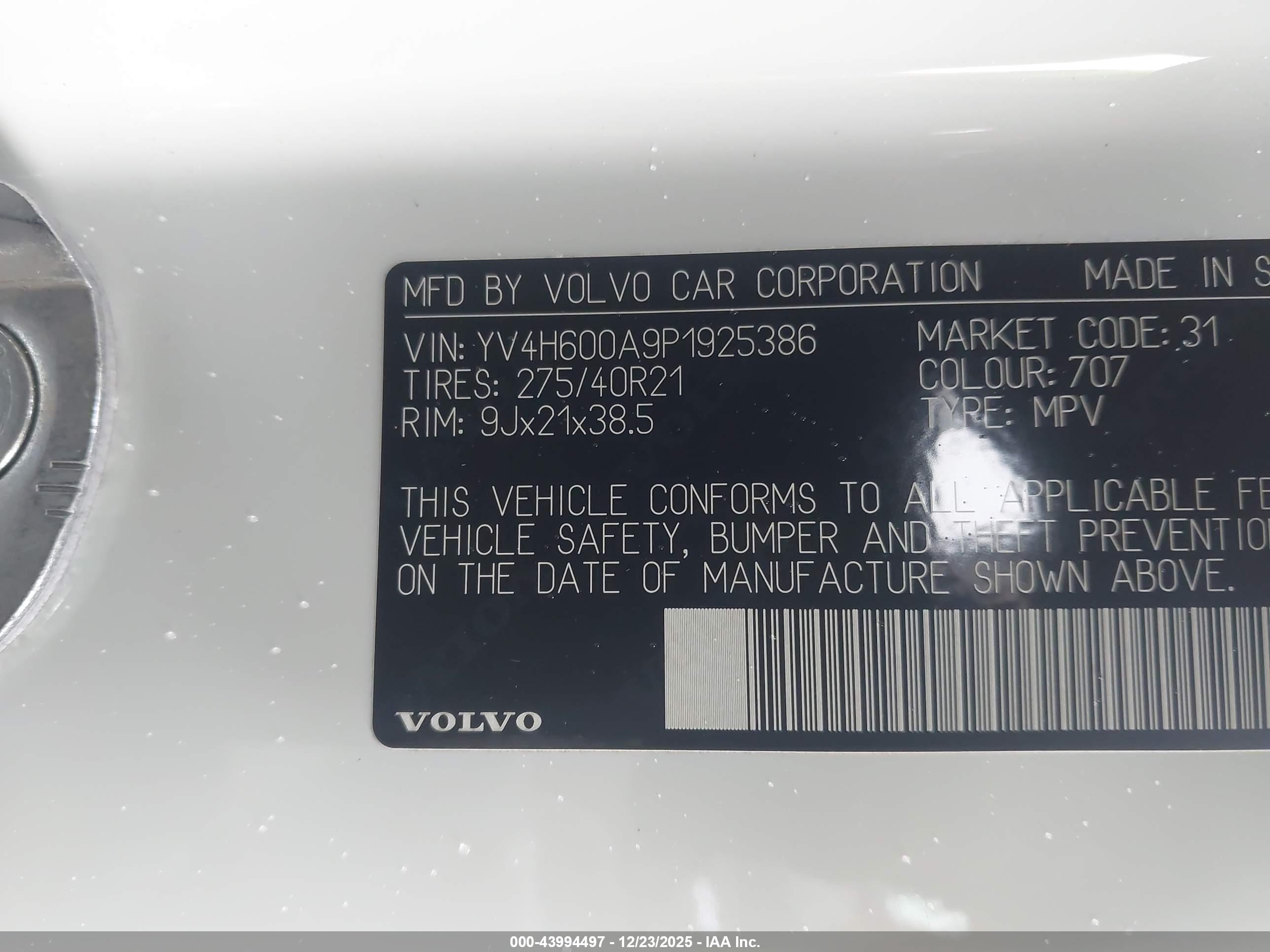 VOLVO XC90 image 9