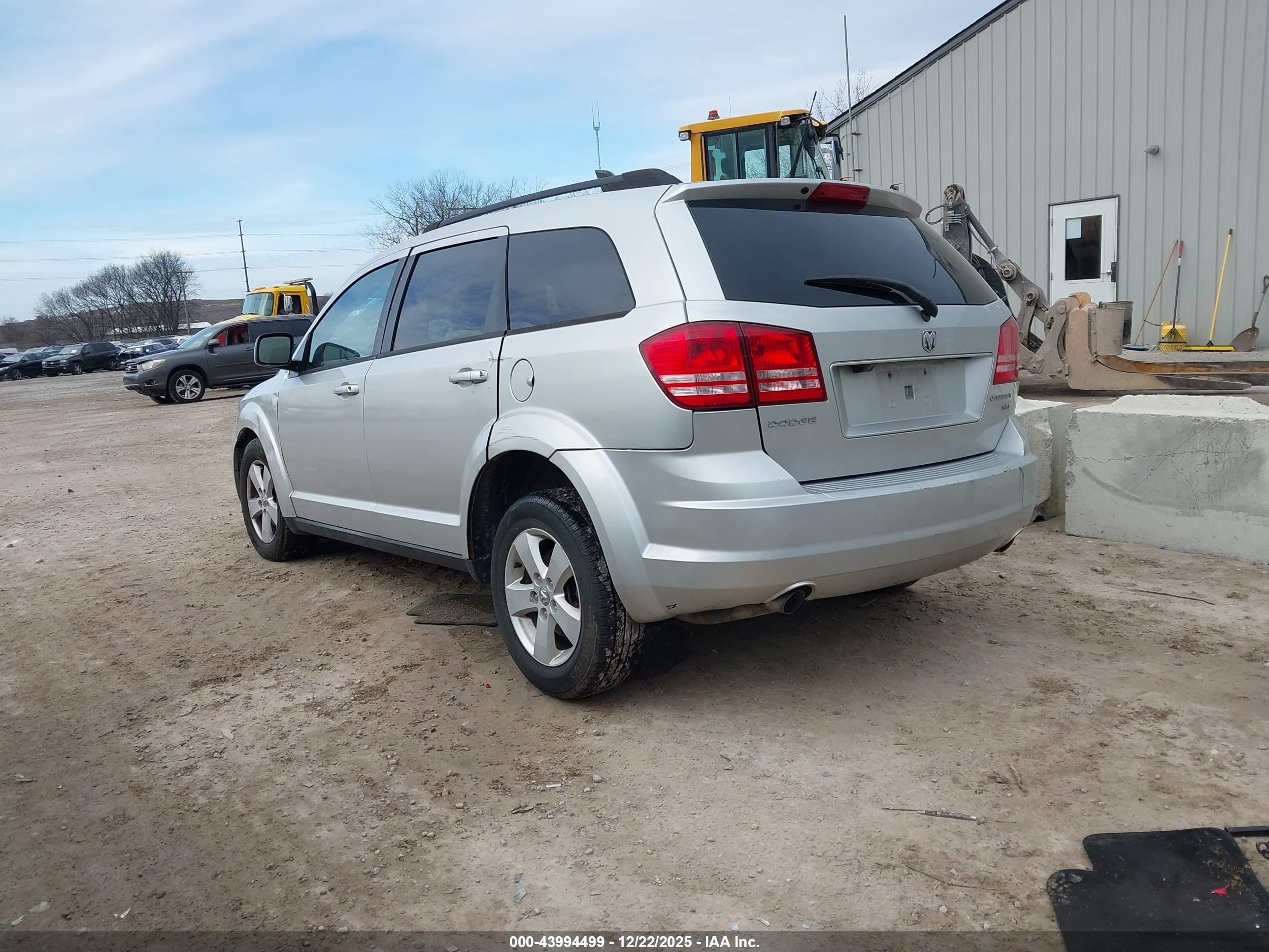 DODGE JOURNEY image 3