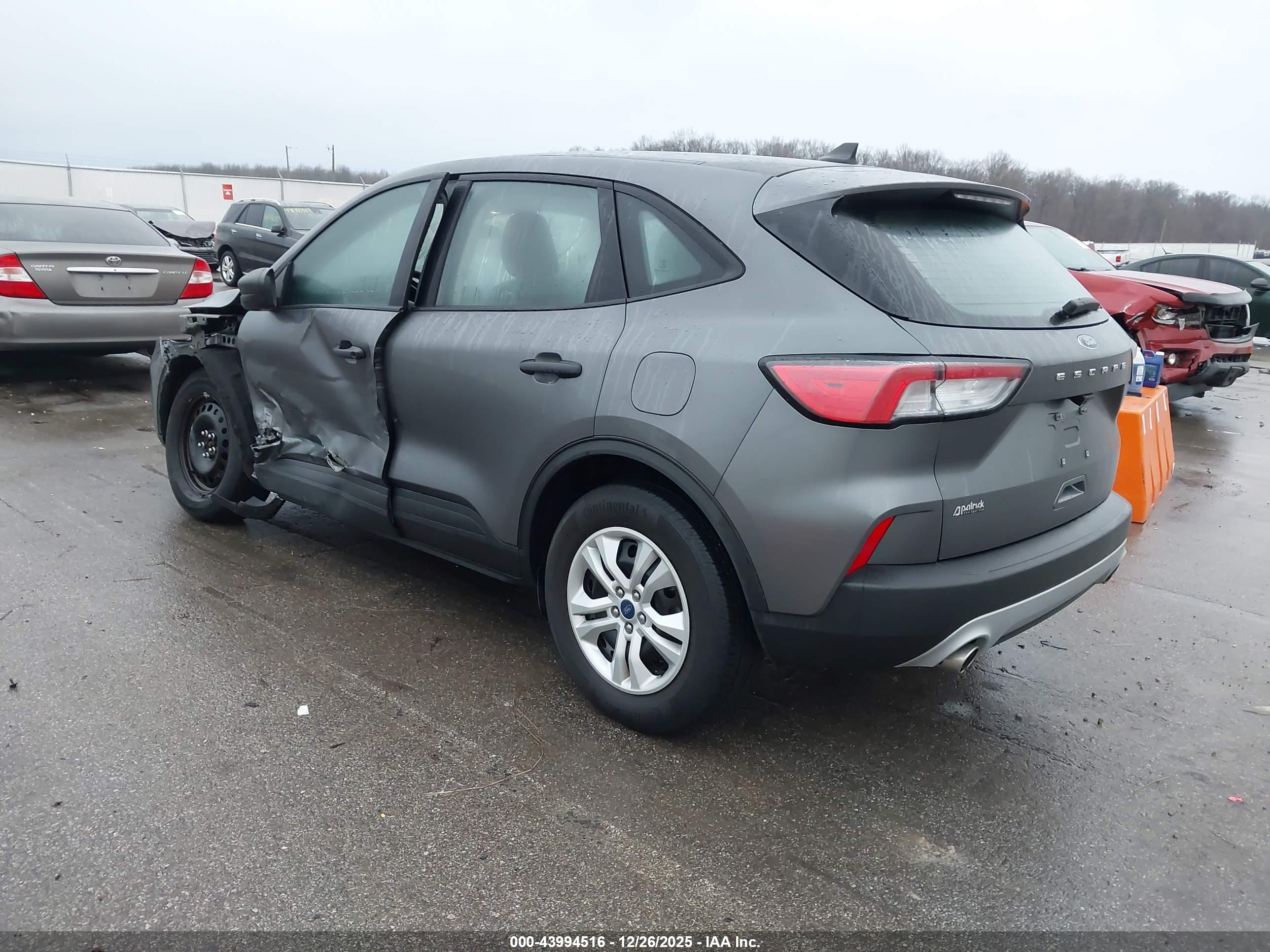FORD ESCAPE image 3
