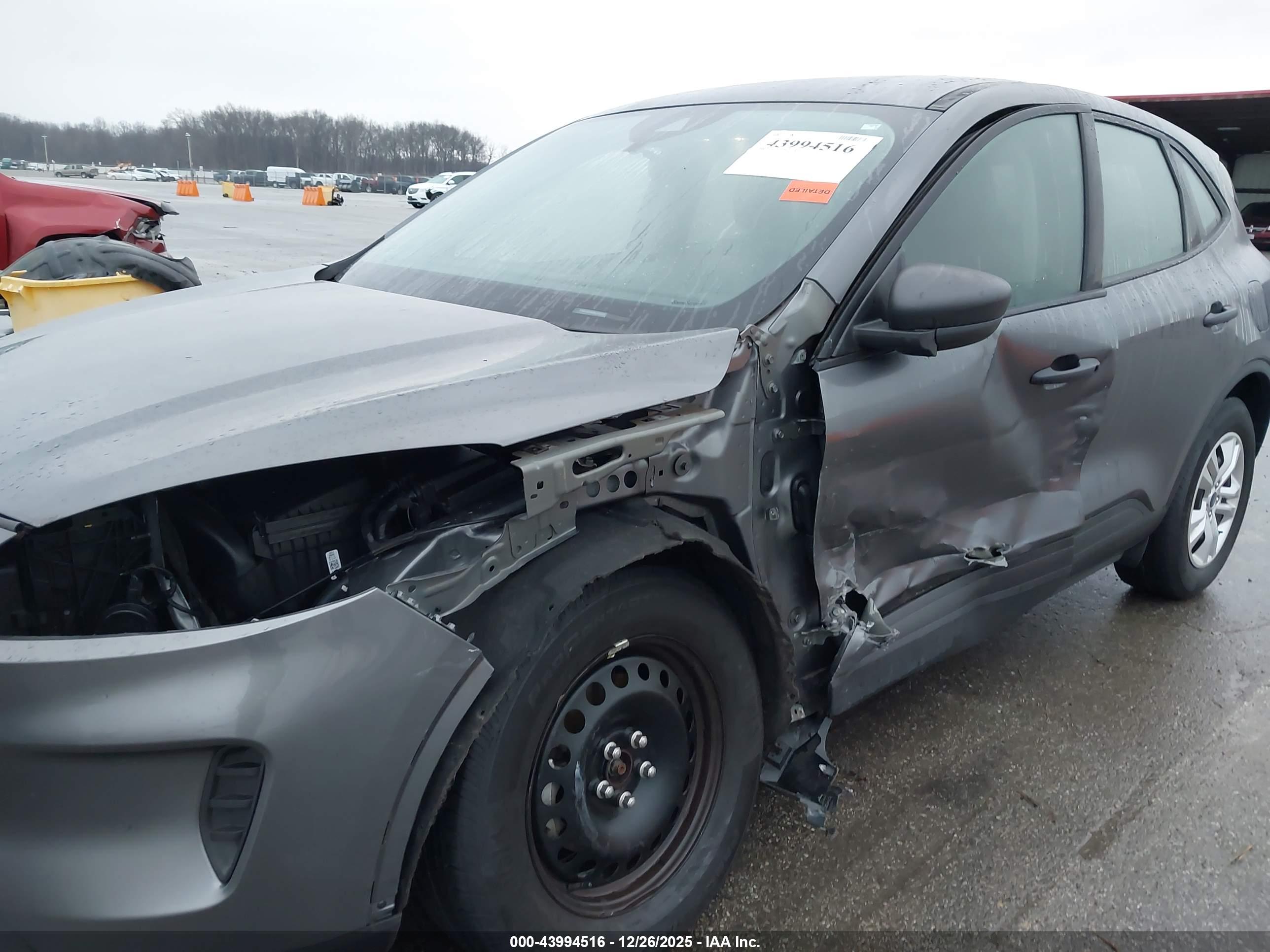 FORD ESCAPE image 6