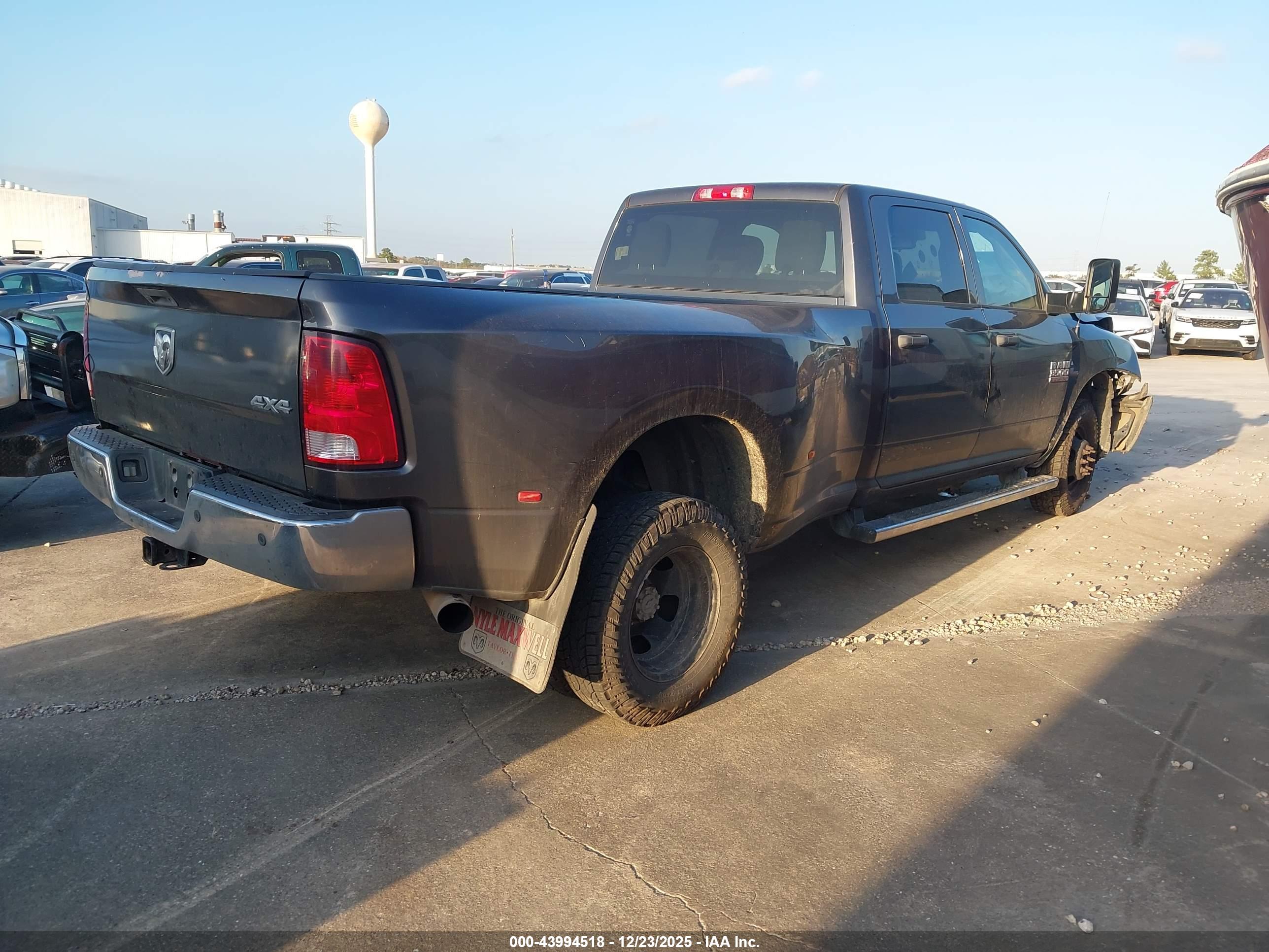 RAM 3500 image 4