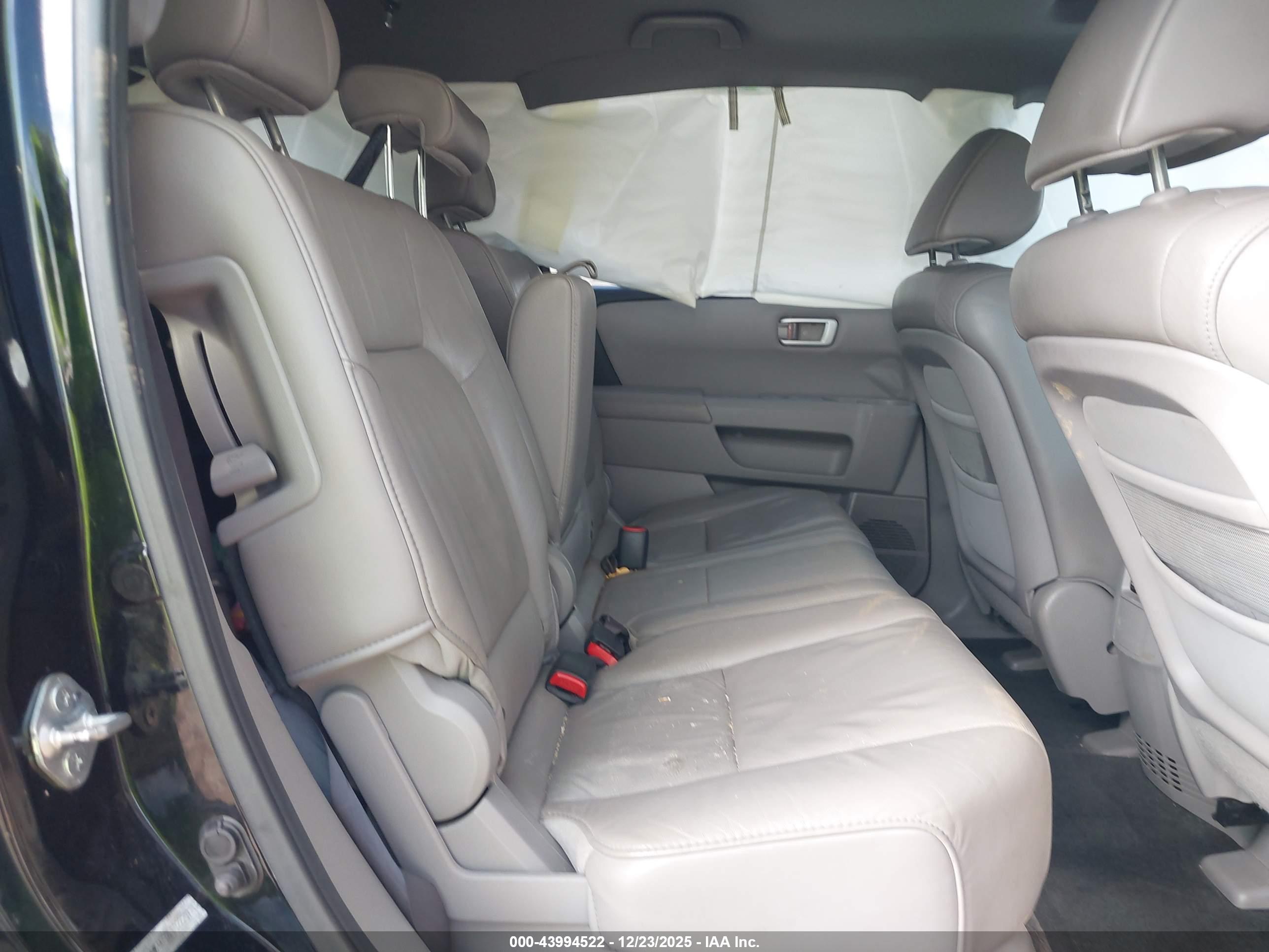 HONDA PILOT image 8
