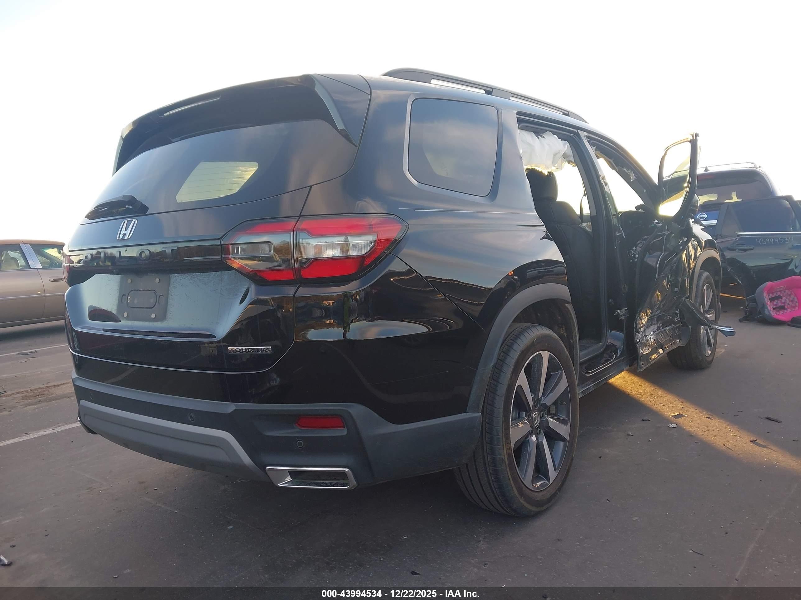 HONDA PILOT image 4