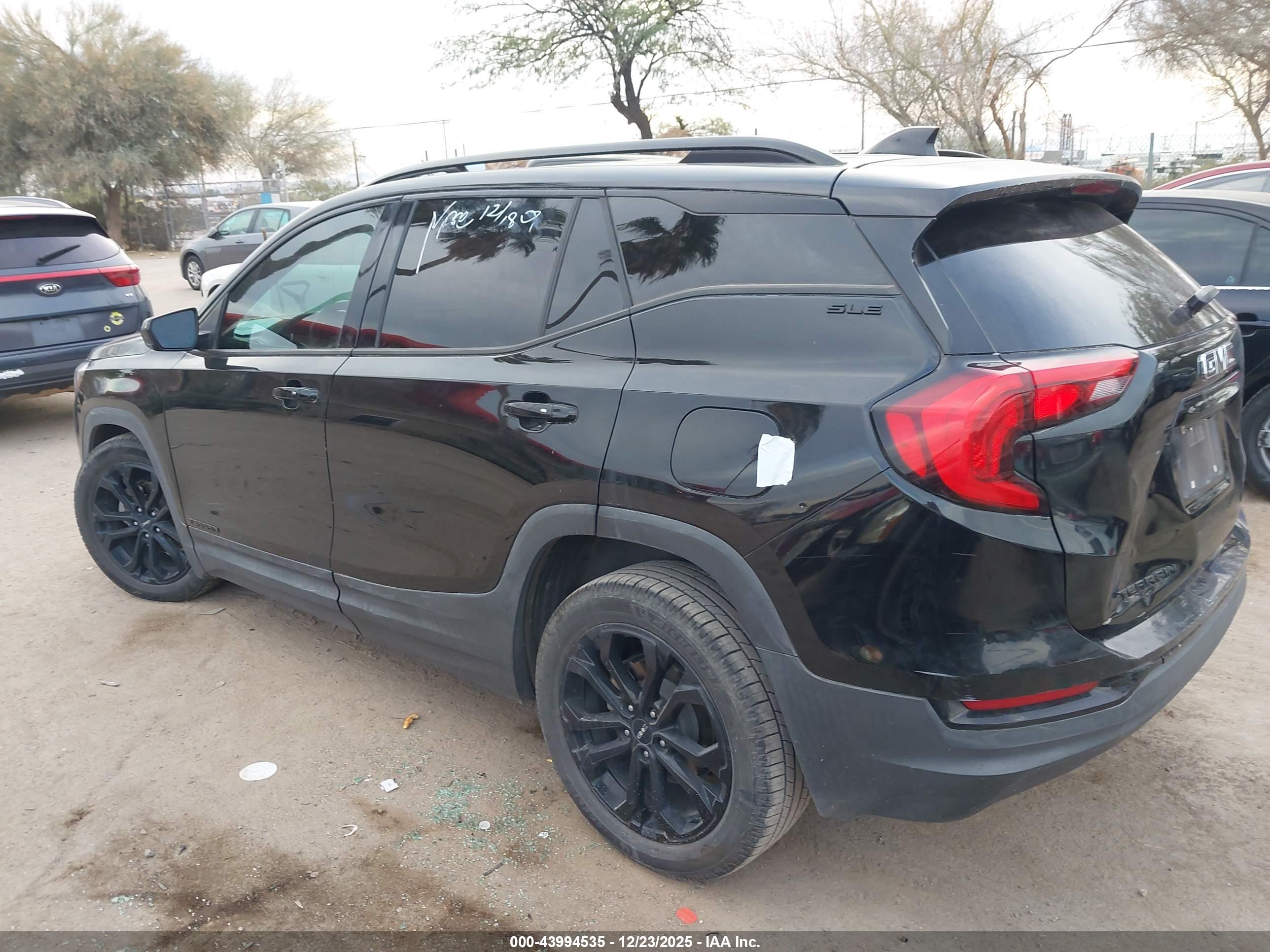 GMC TERRAIN image 3