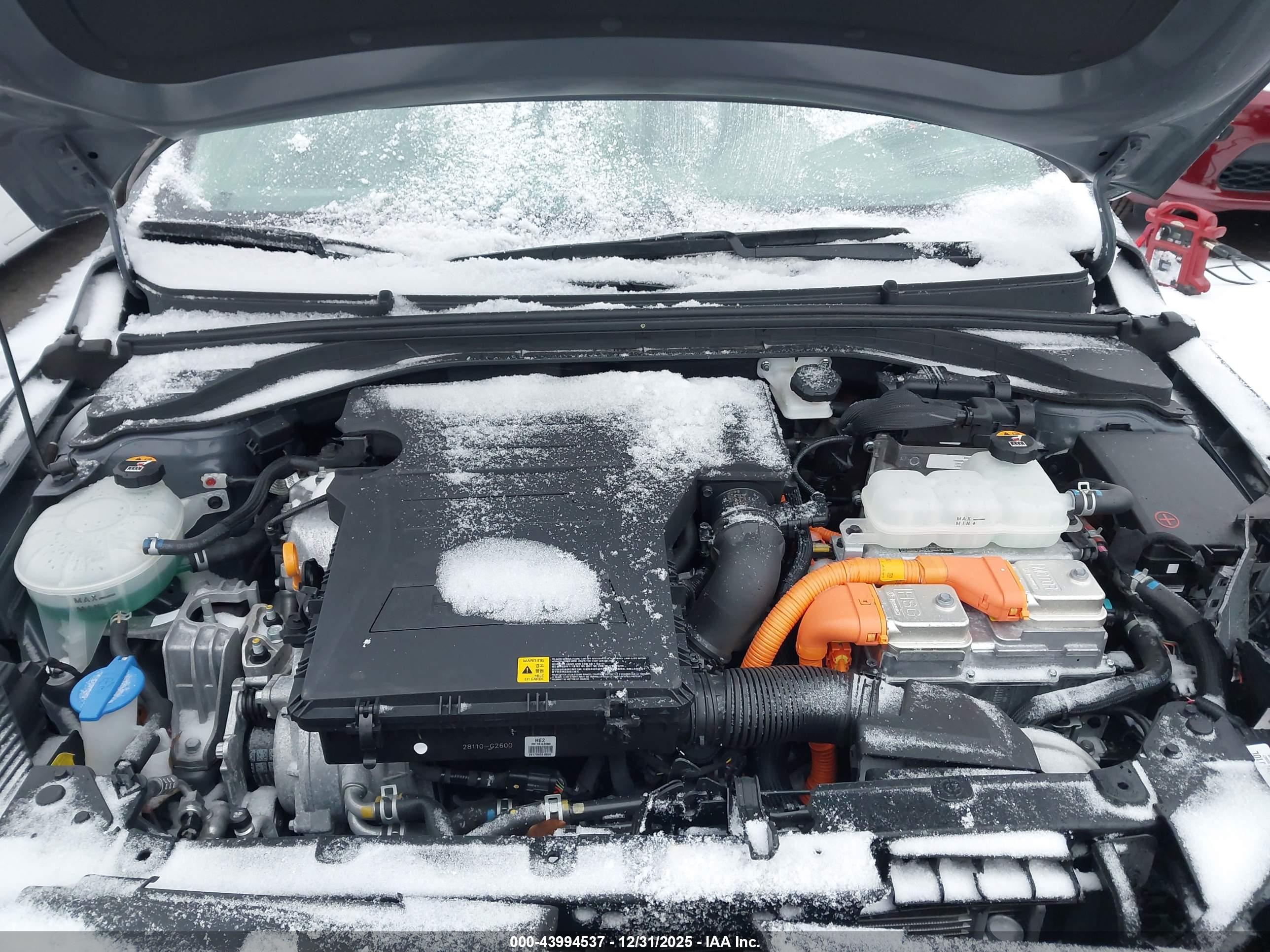 HYUNDAI IONIQ image 10