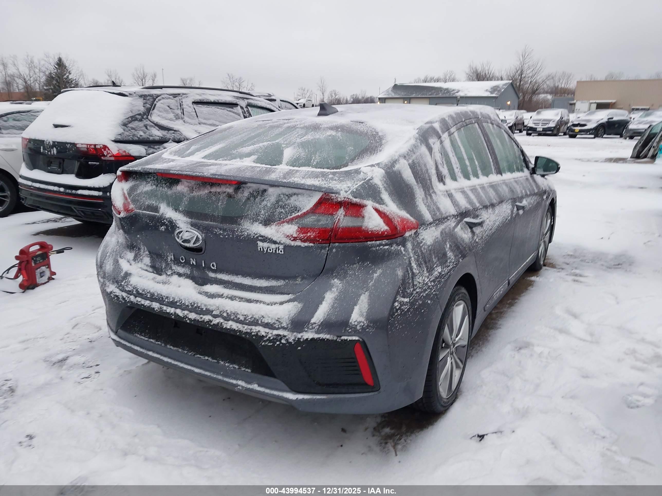 HYUNDAI IONIQ image 4