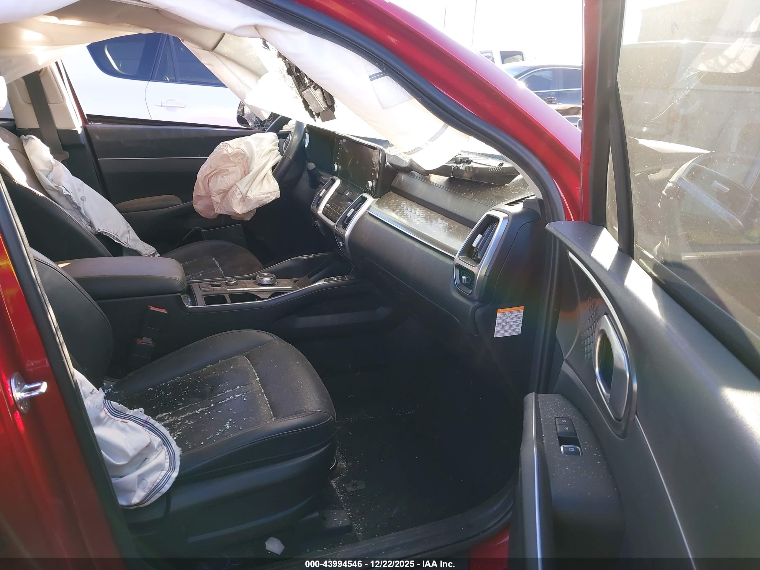 KIA SORENTO image 5